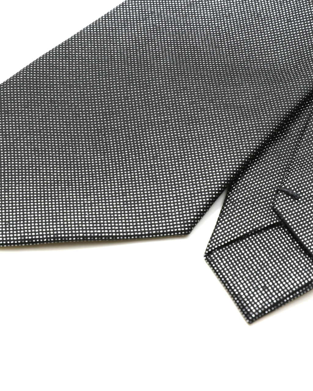 Patterned tie