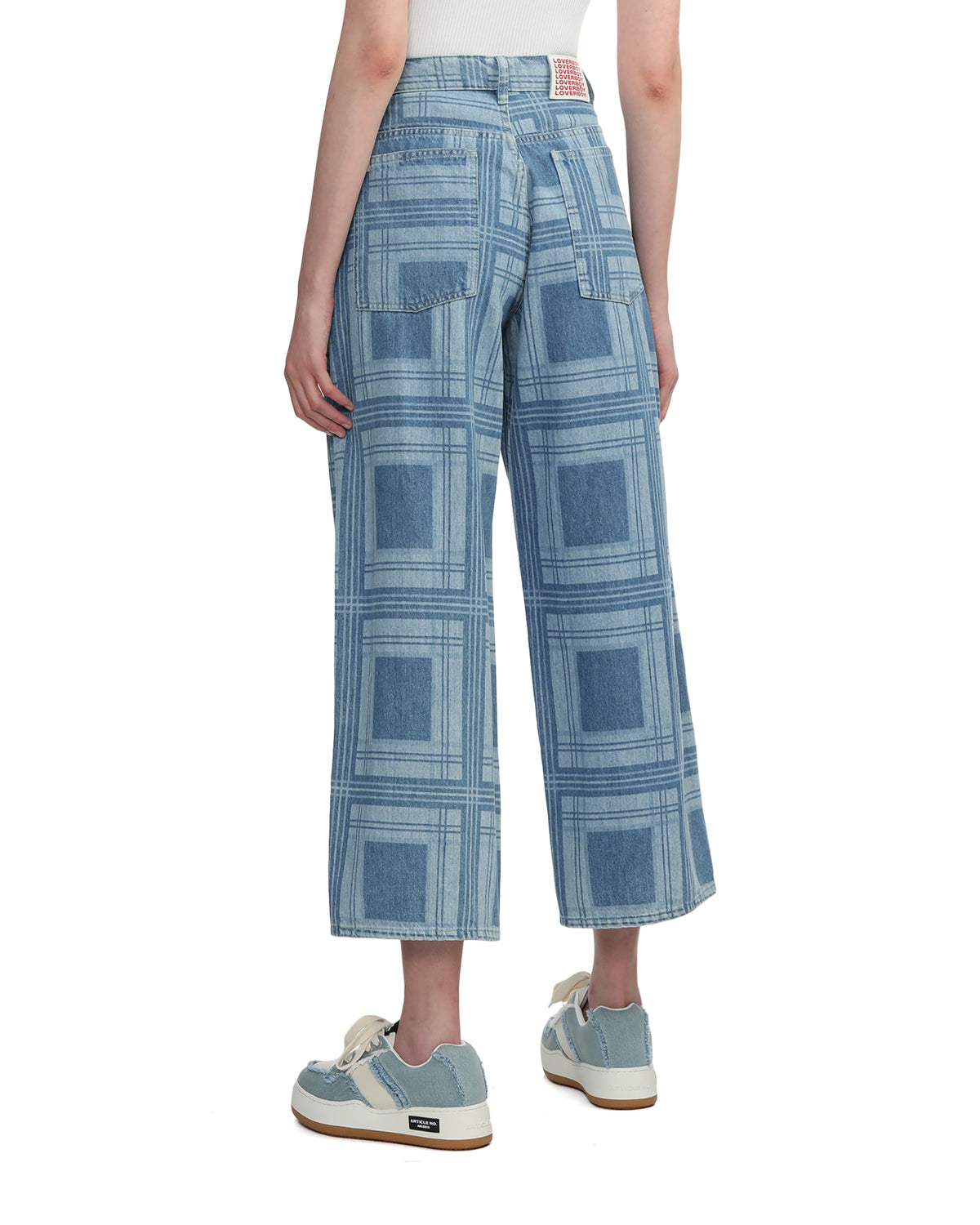 Wide leg jeans