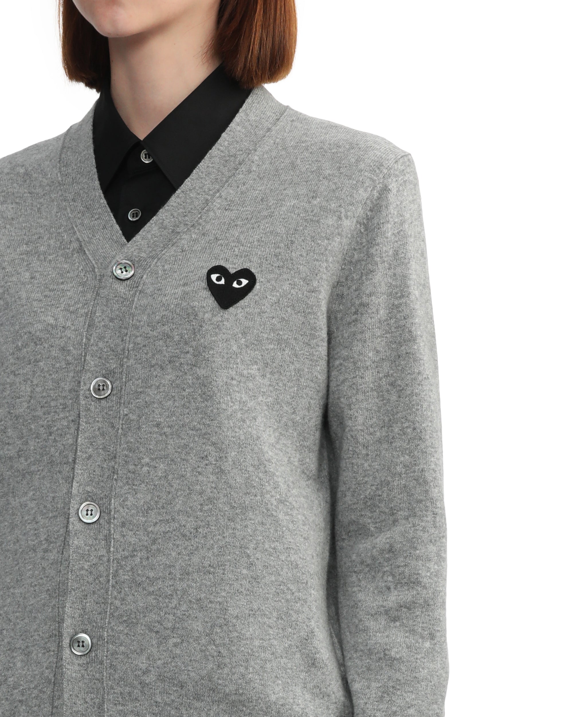 Heart emblem V-neck cardigan