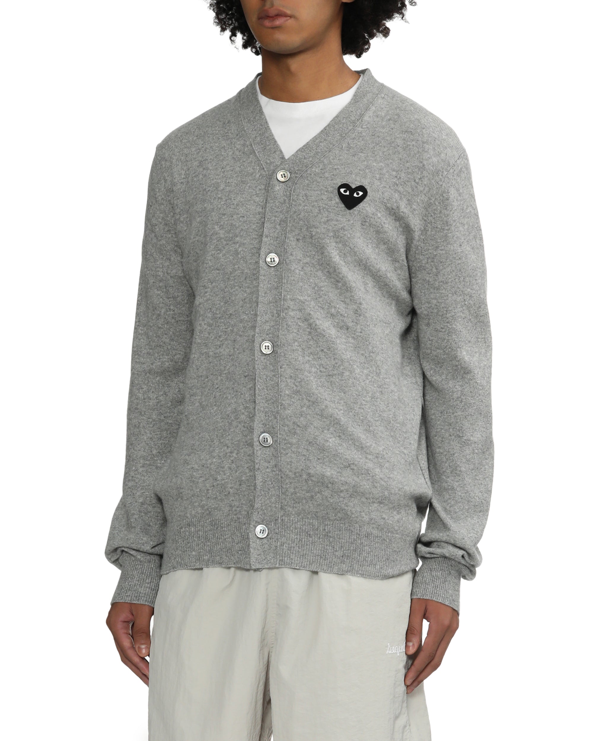 Heart emblem V-neck cardigan