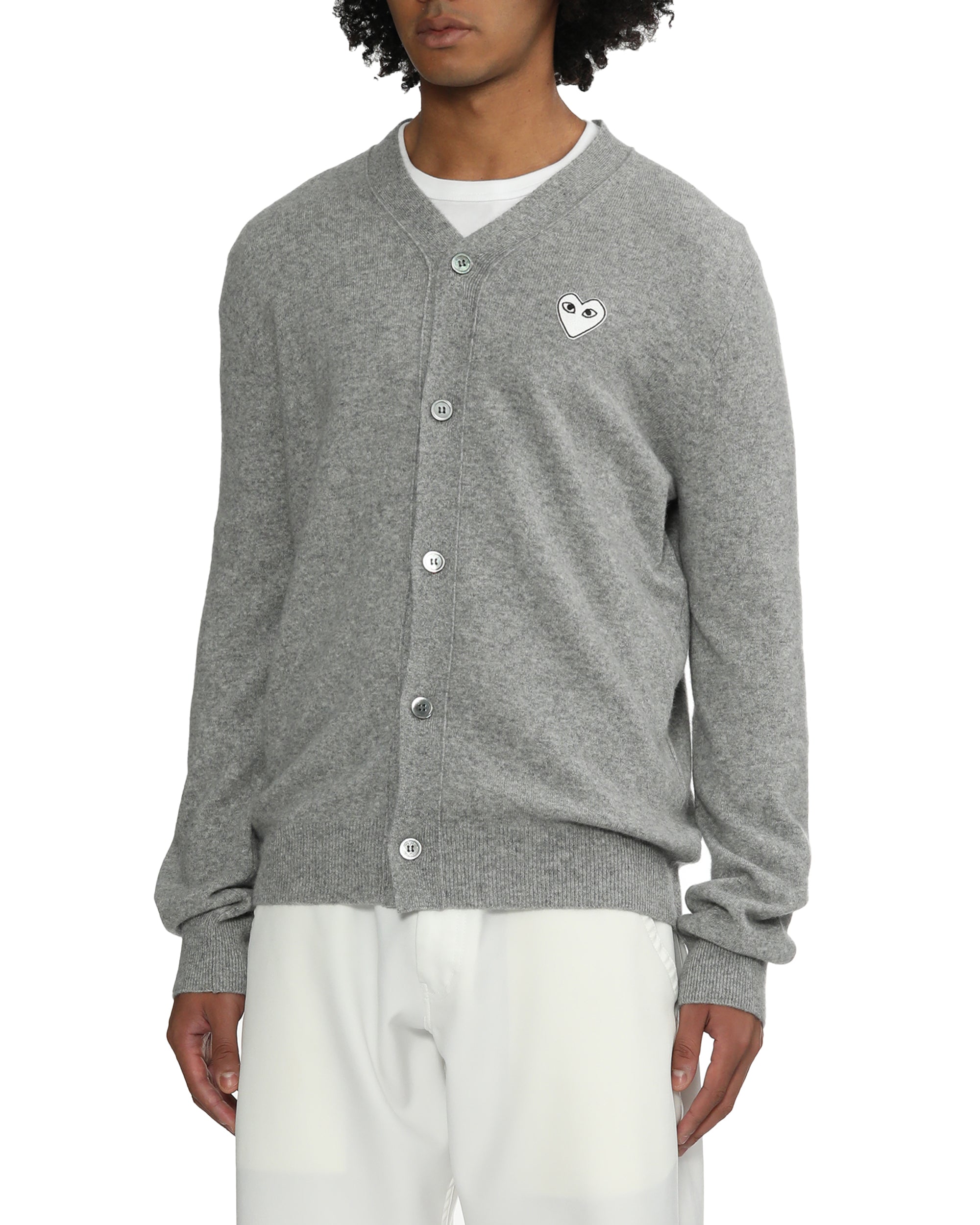 Heart emblem V-neck cardigan