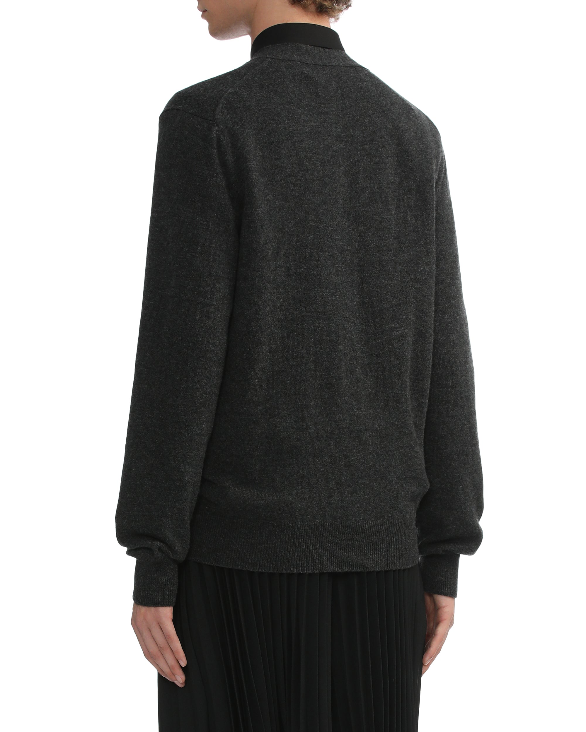 Mini heart emblem V-neck cardigan