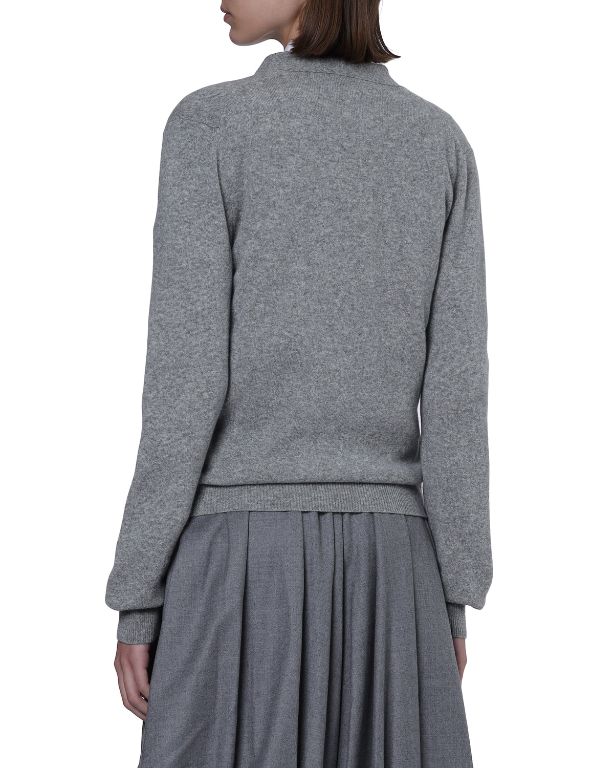Mini heart emblem round-neck cardigan