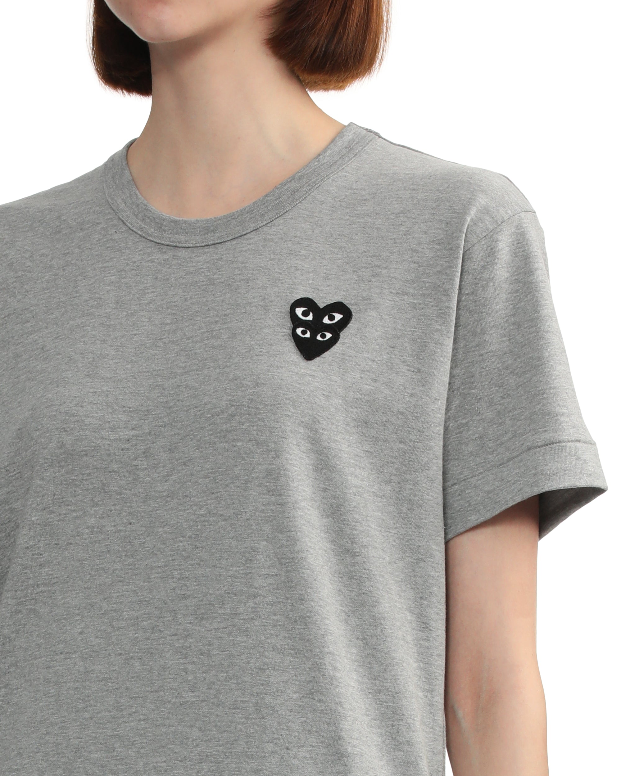 Logo patch tee