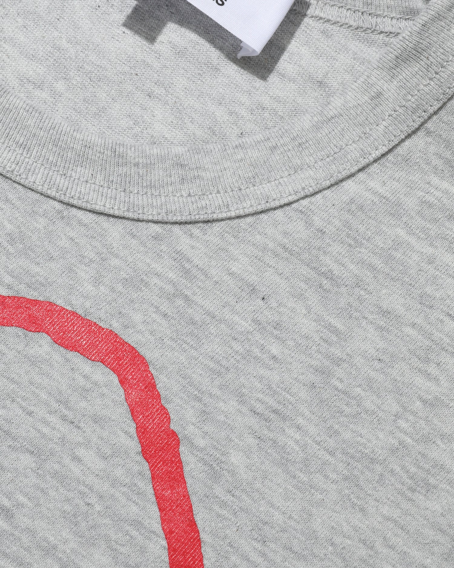 Outline heart logo tee