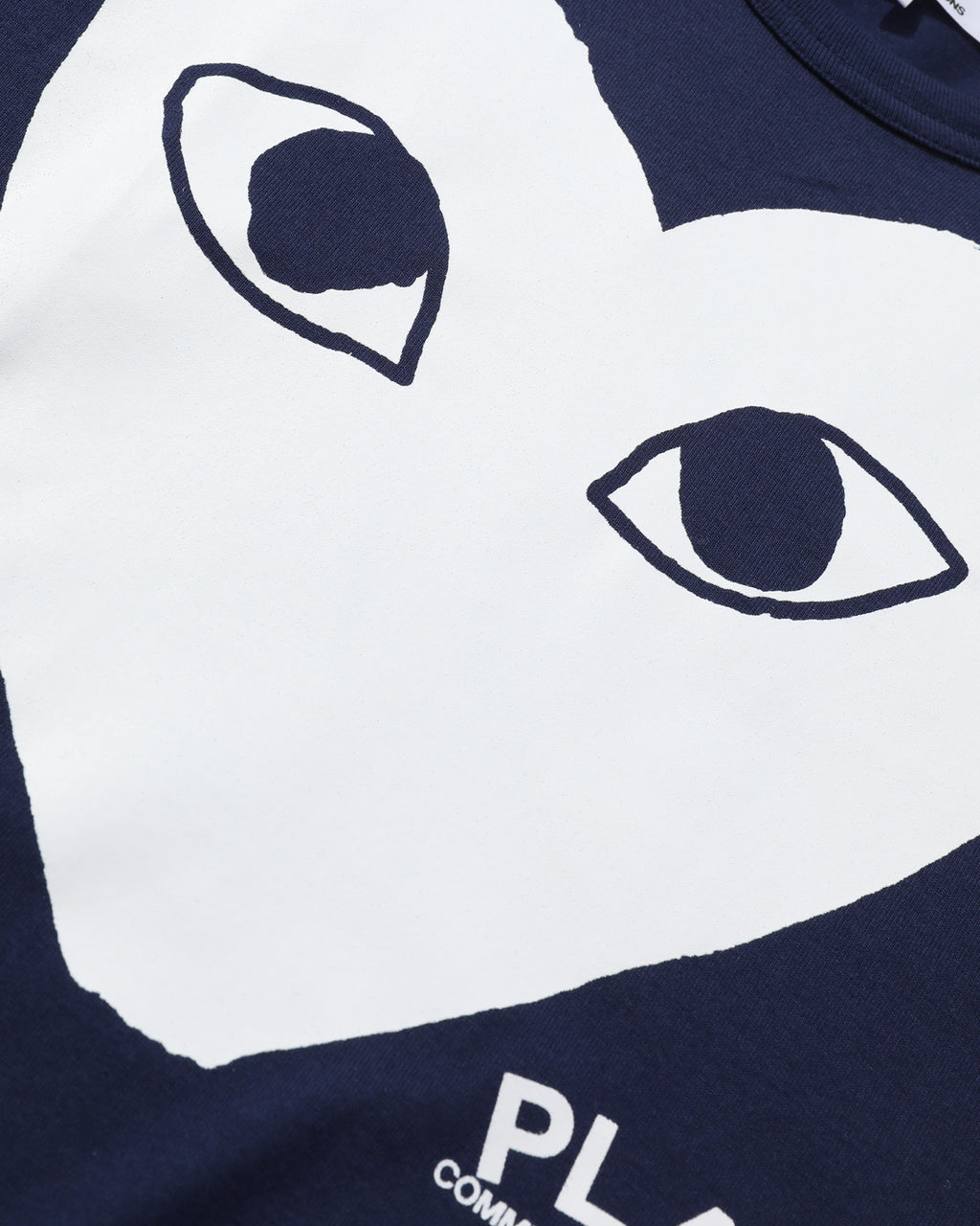 Graphic heart logo tee