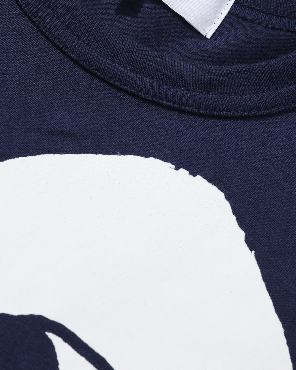 Graphic heart logo tee