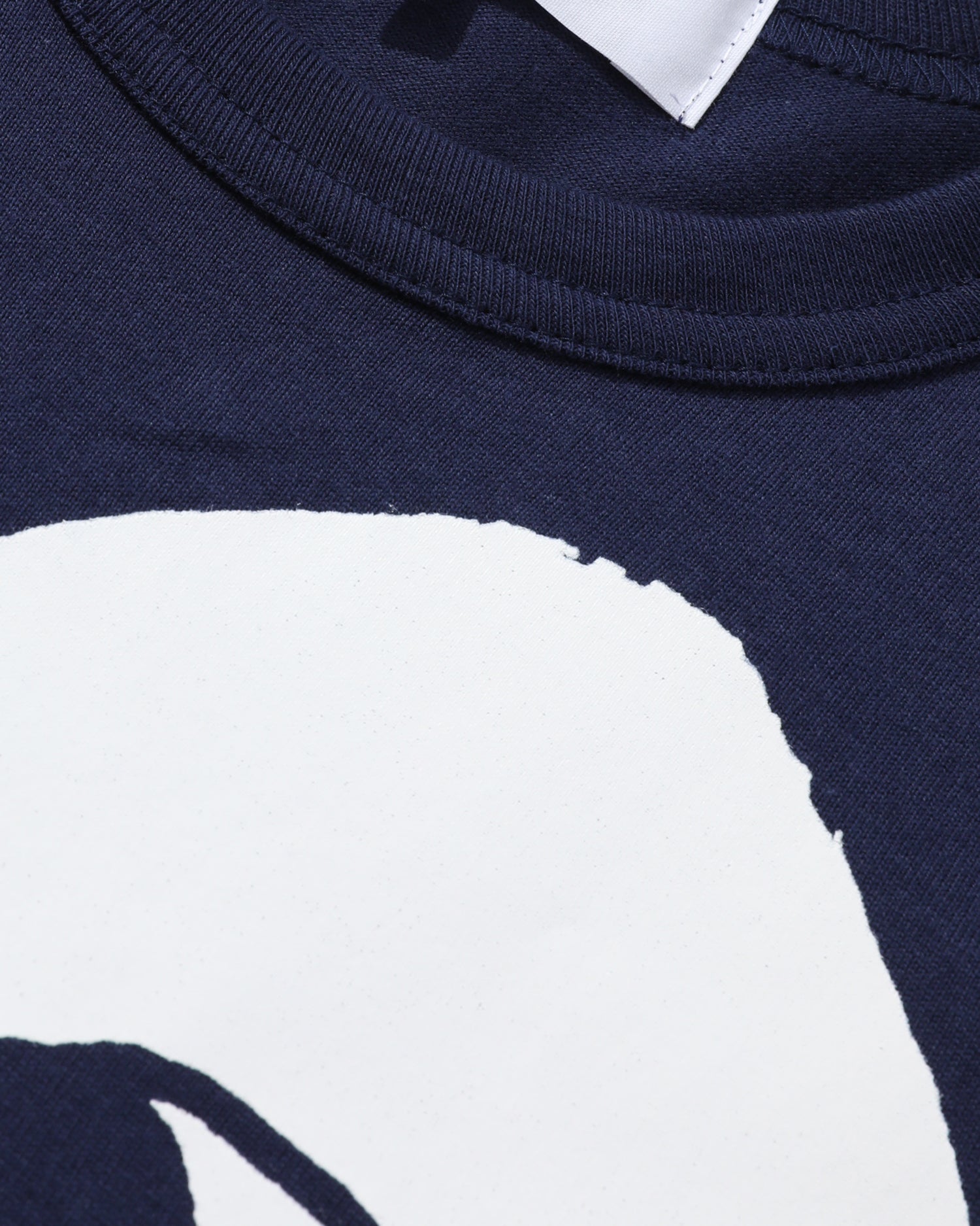 Graphic heart logo tee