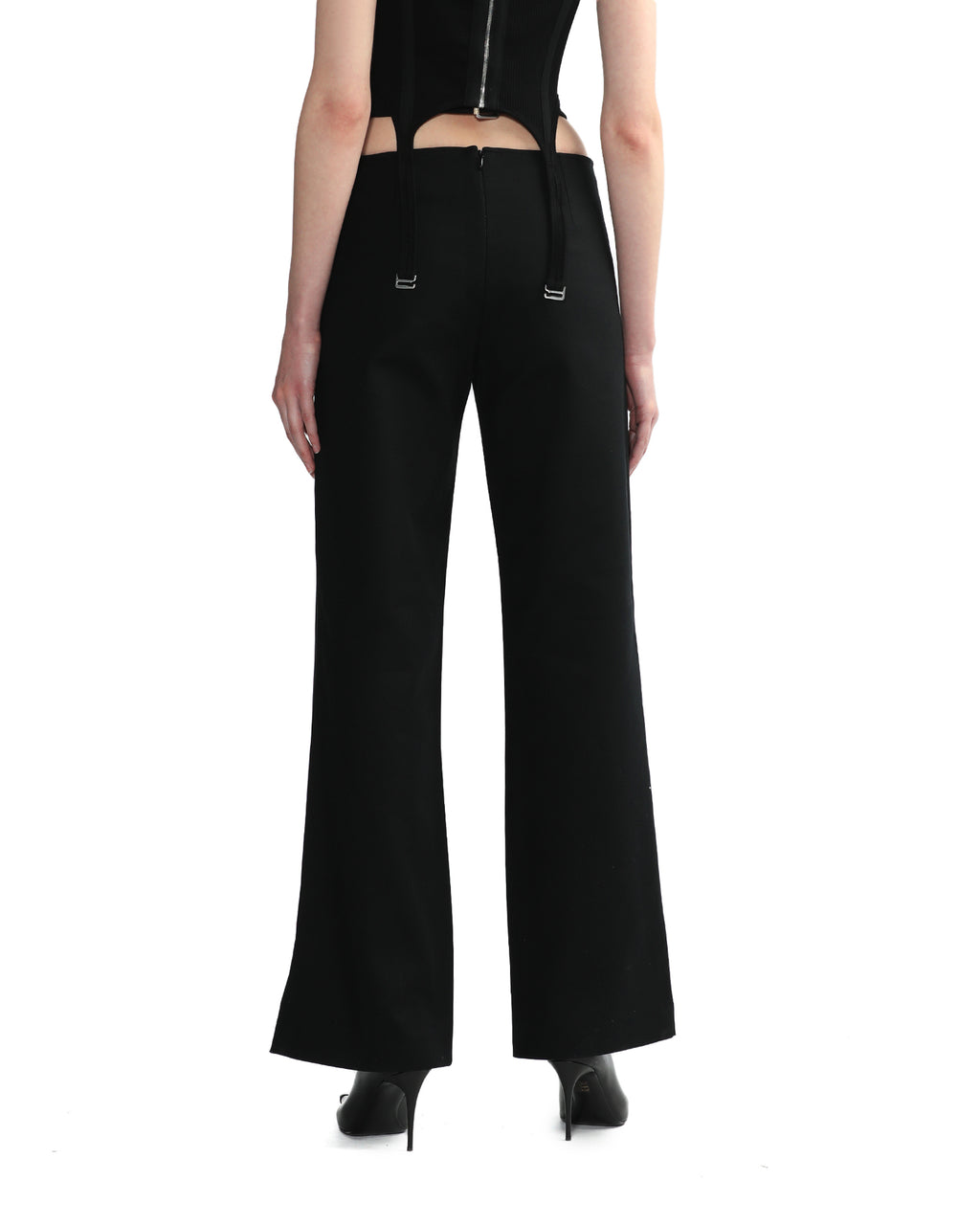 Y-front buckle trousers
