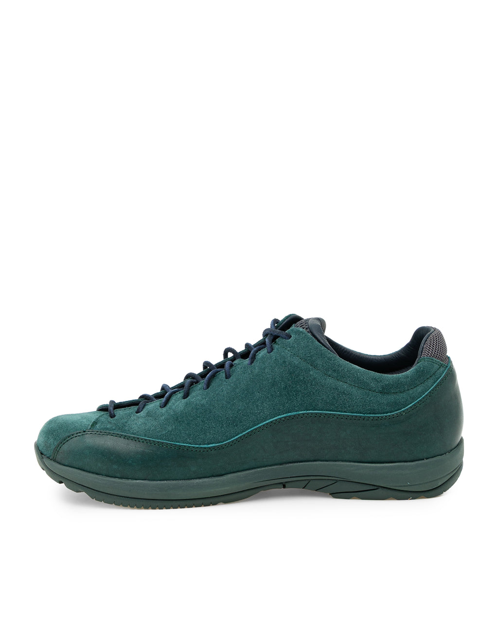 Laced low sneakers