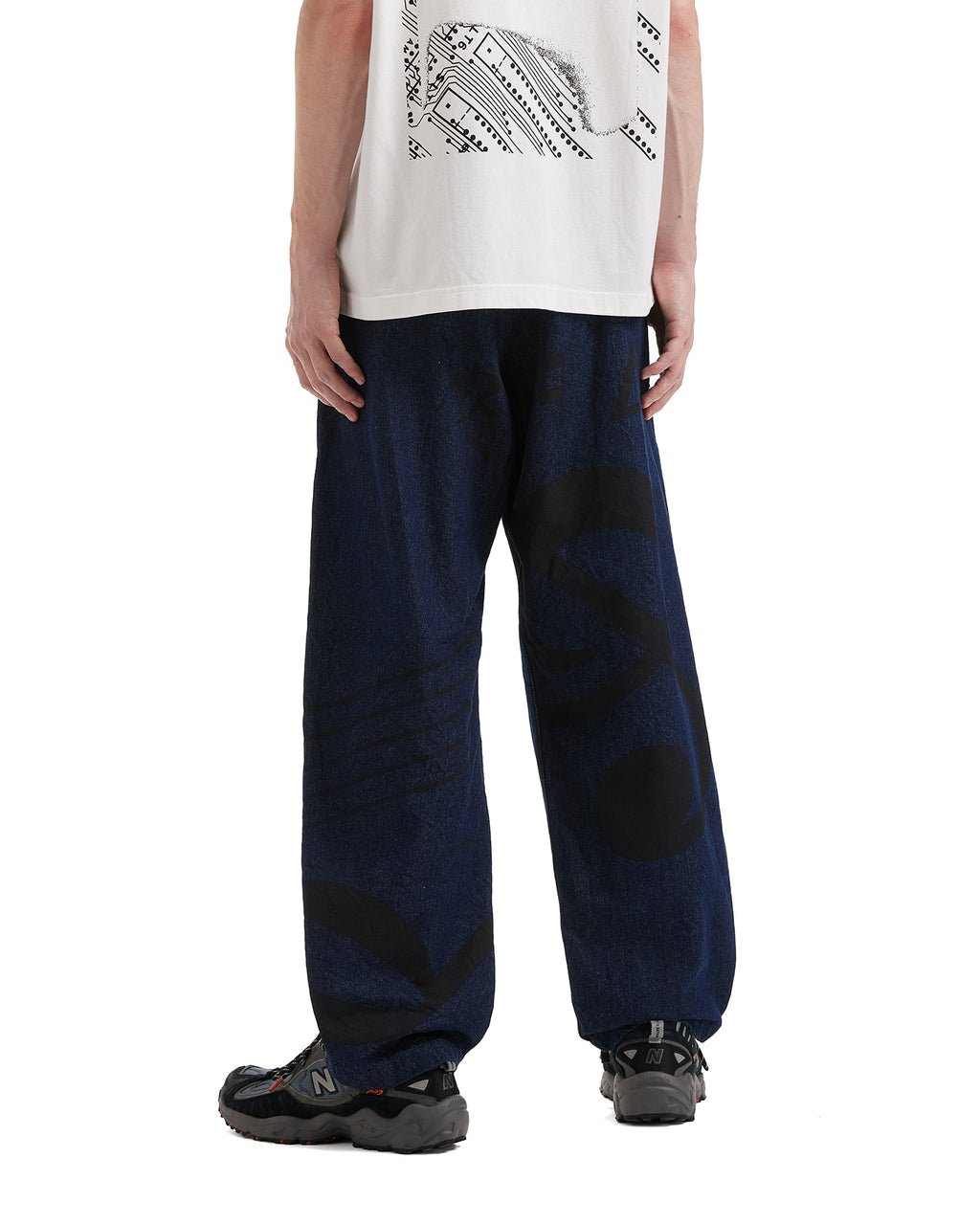 Graphic pants