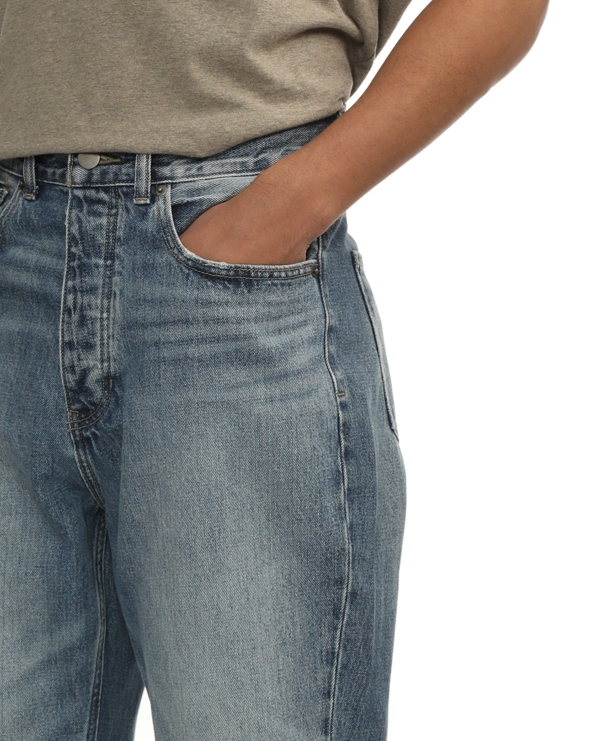 Straight jeans