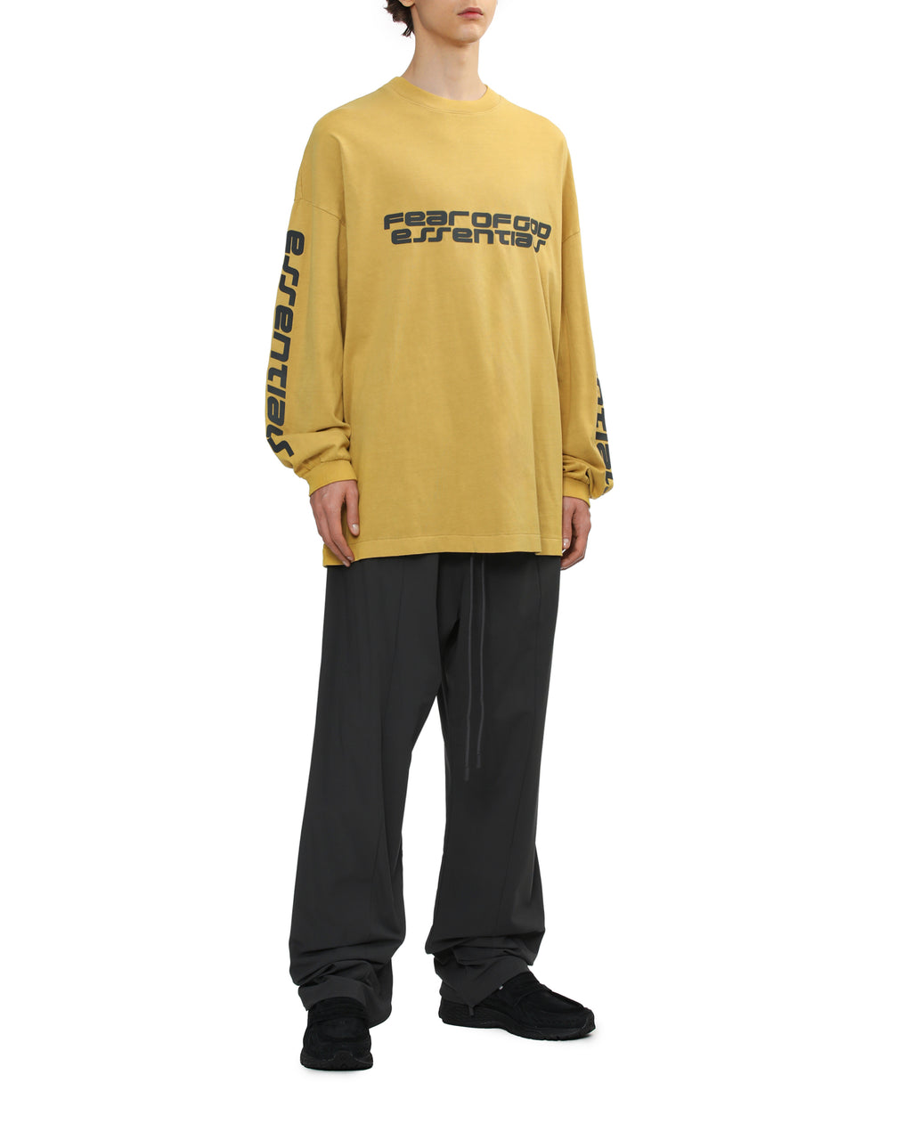 Long-sleeve tee