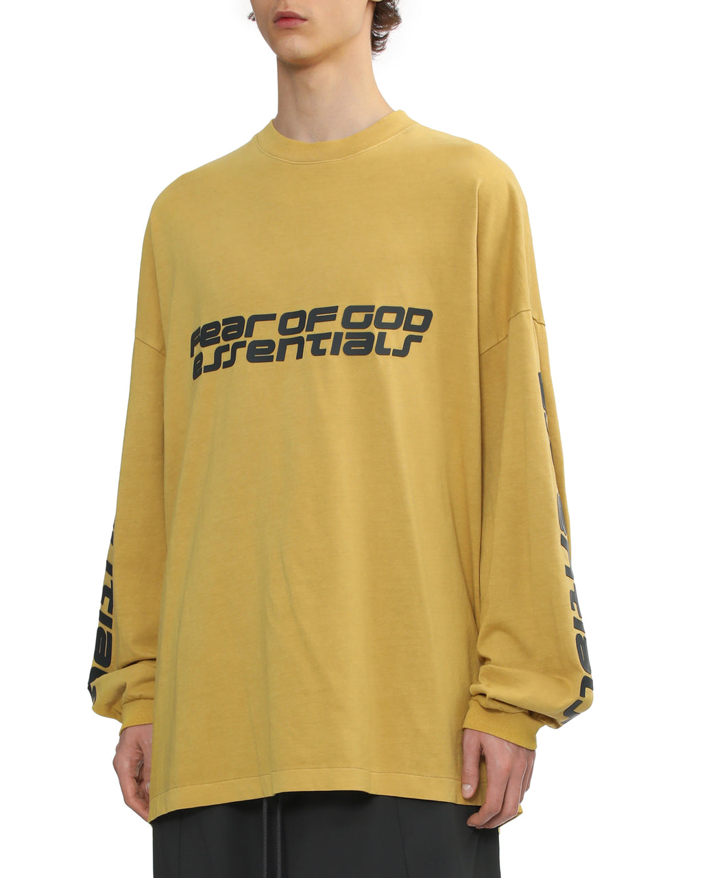 Long-sleeve tee