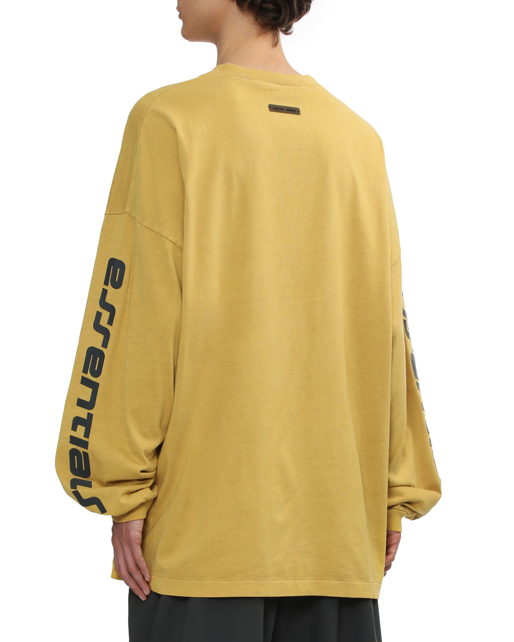 Long-sleeve tee