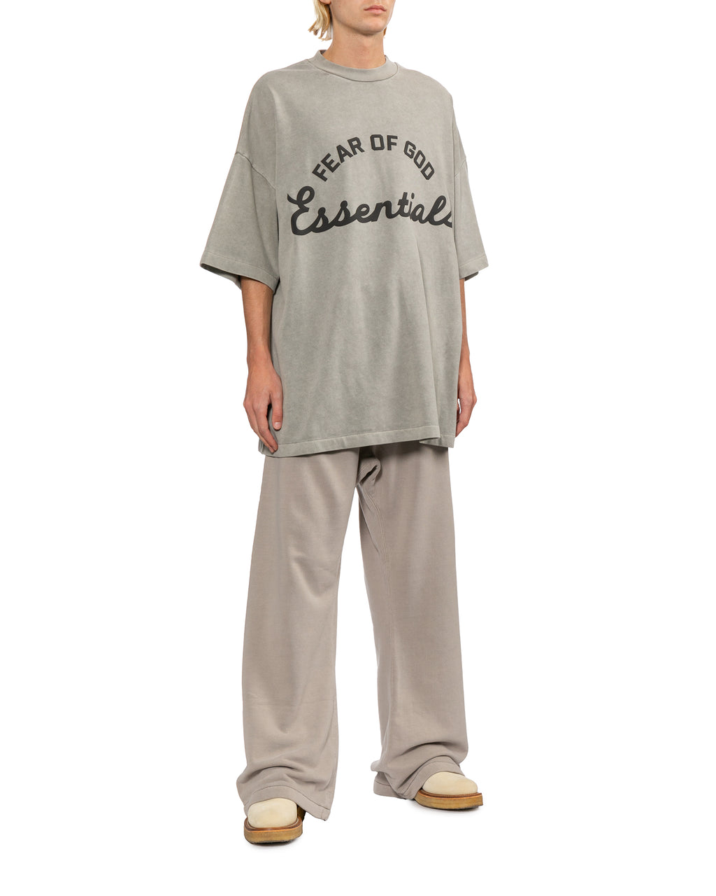 Wide-leg pants