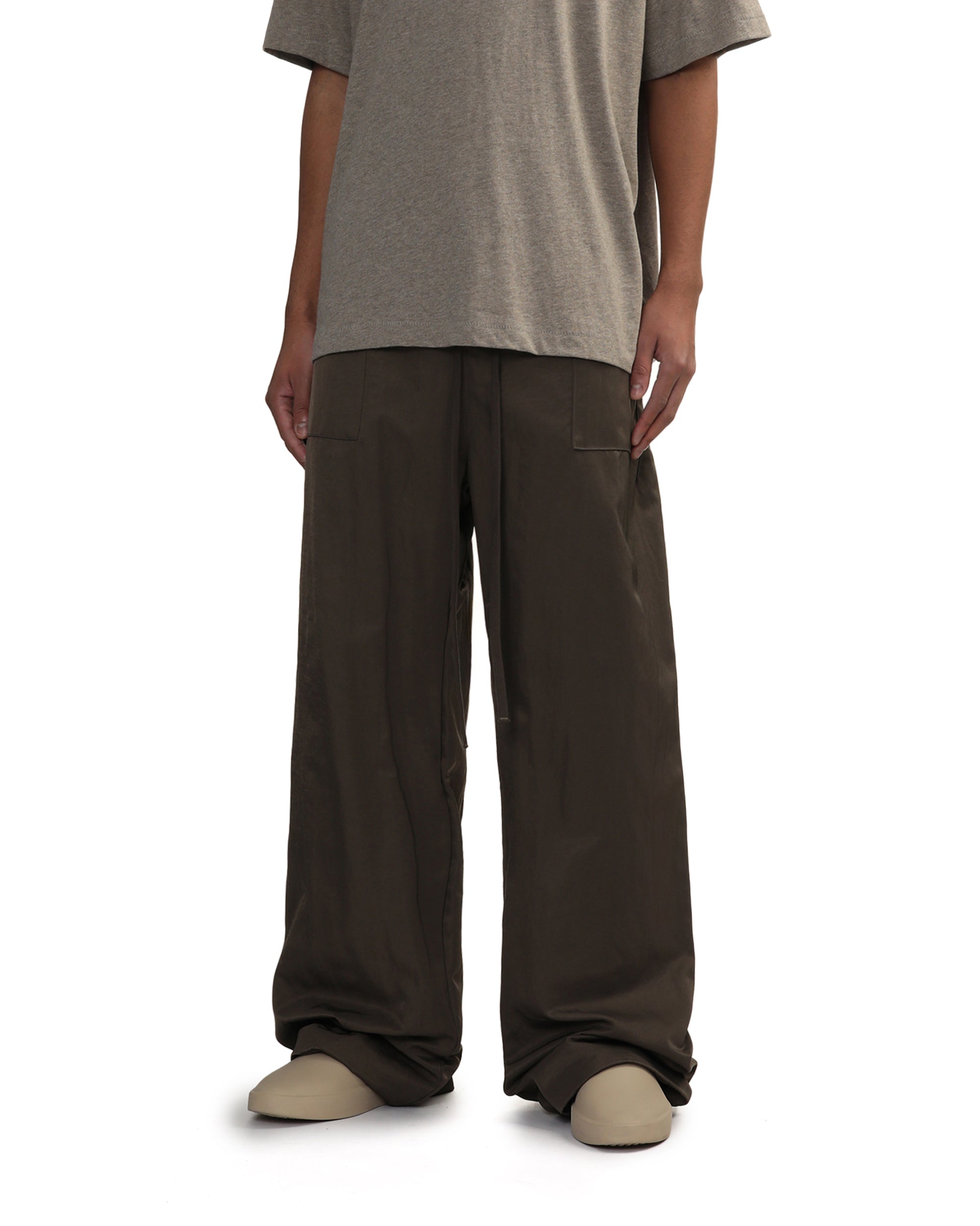 Long drawstring sweatpants