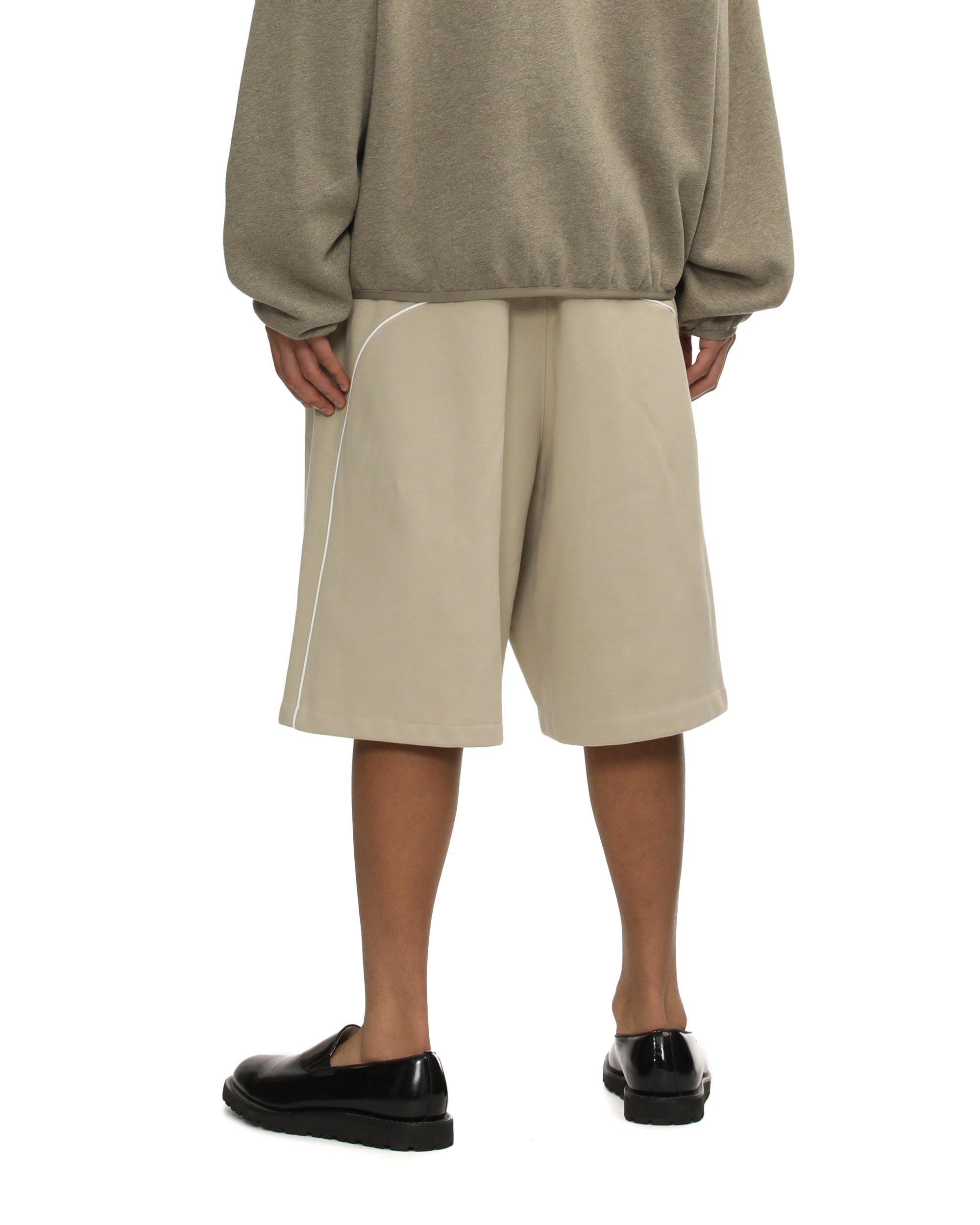 Relaxed shorts