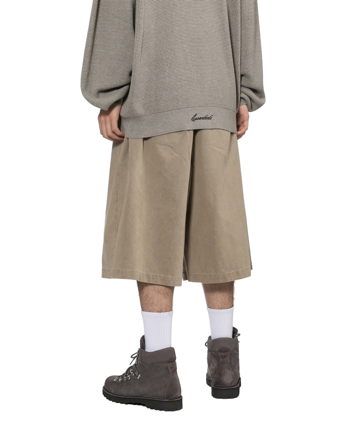 Elasticated waist shorts