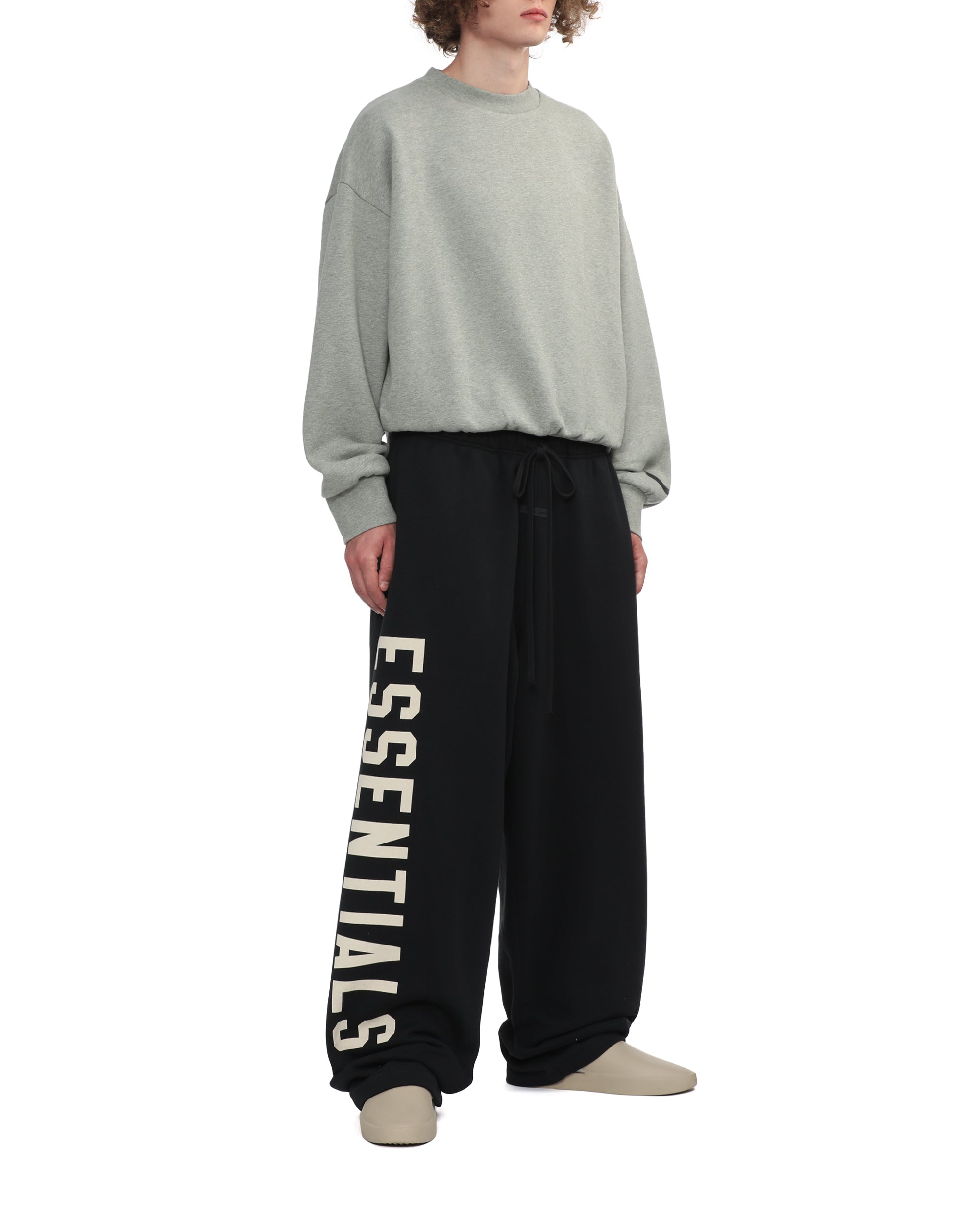 Logo sweater