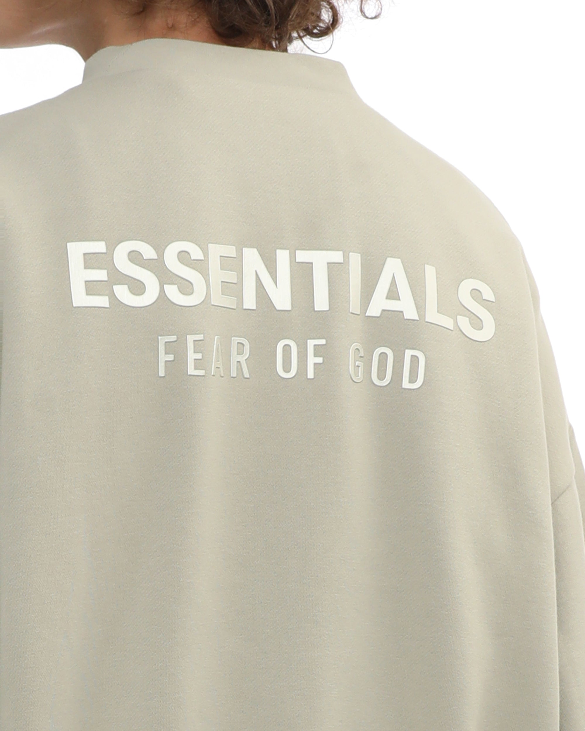 Logo sweater
