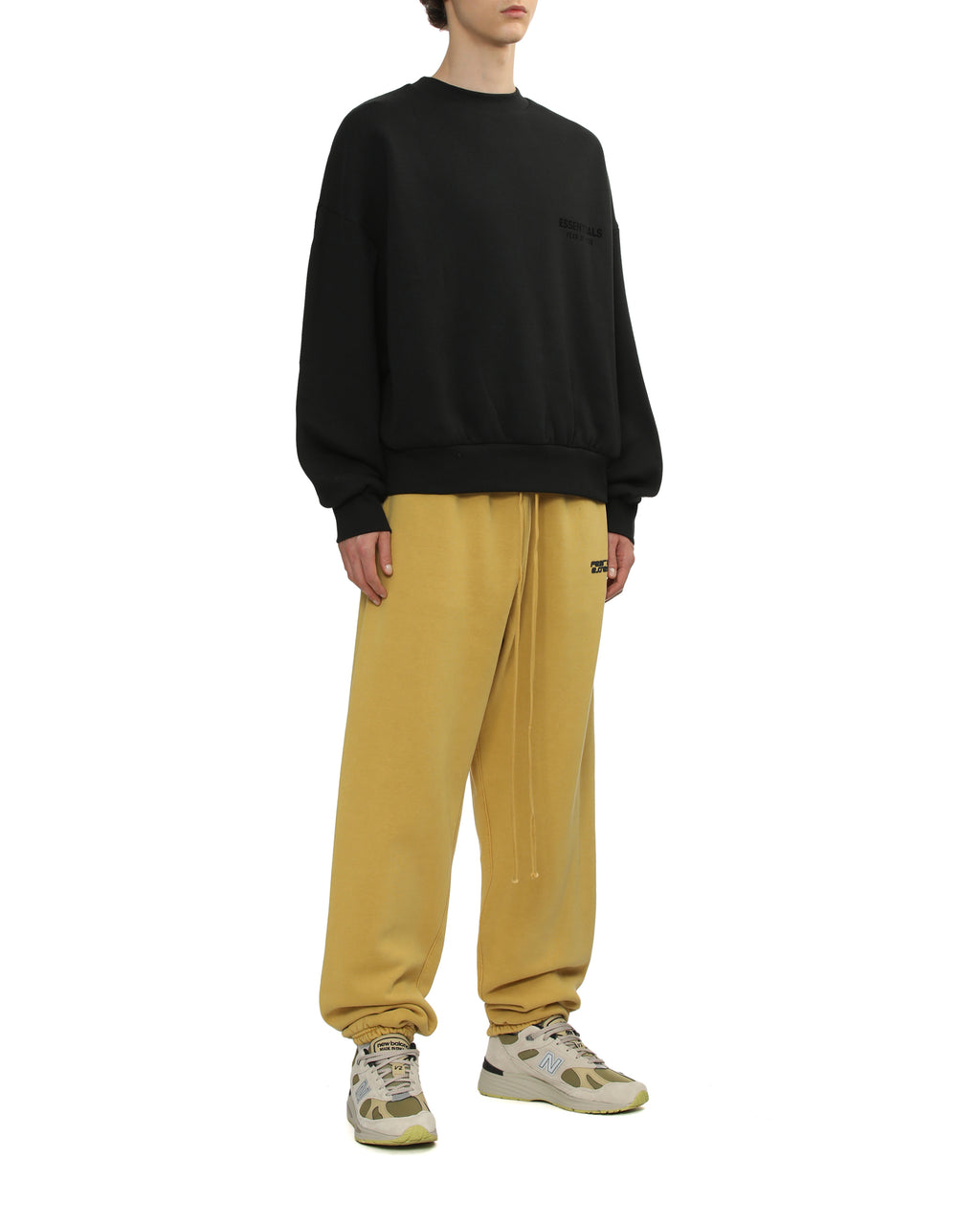 Logo sweater