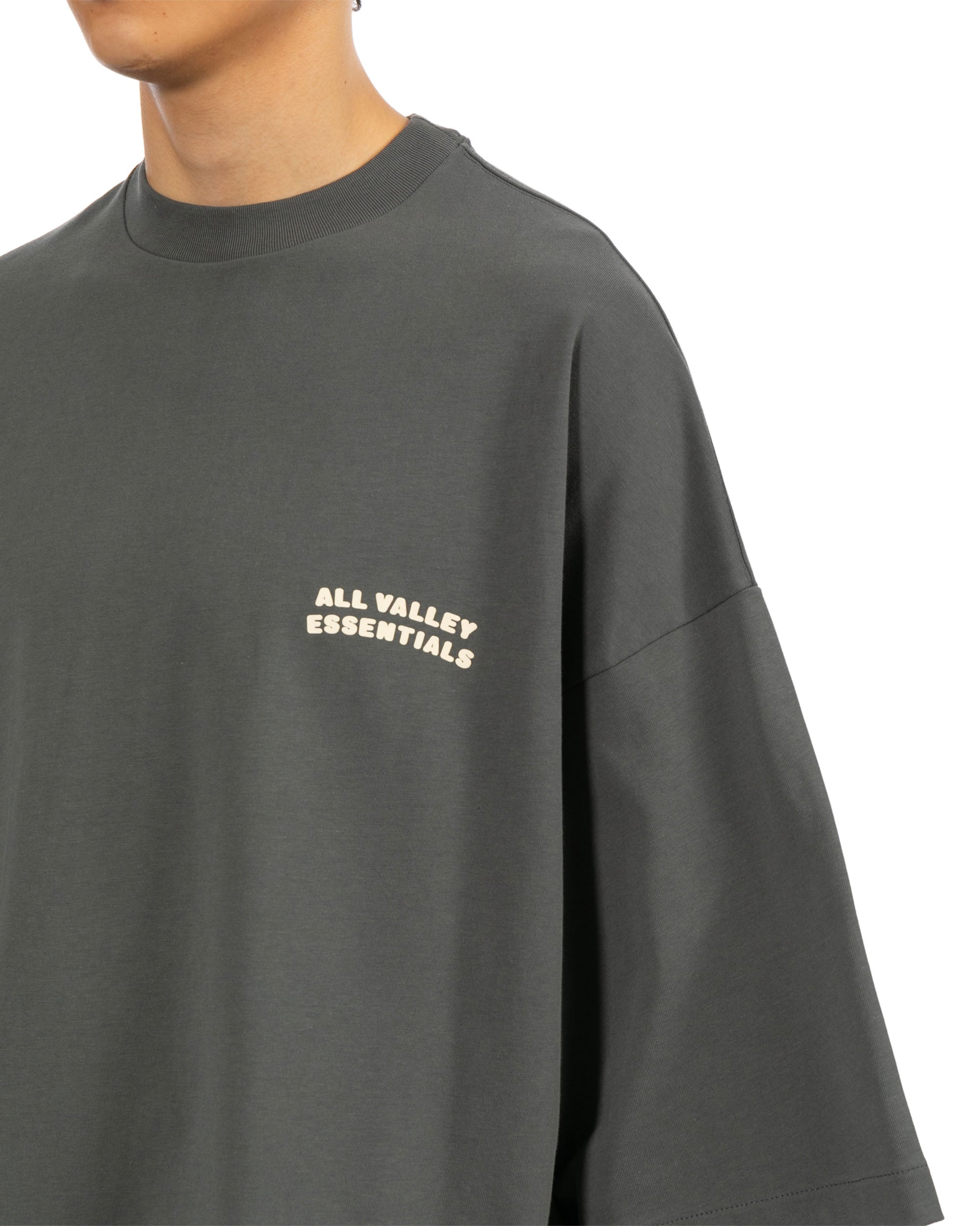 Oversized tee