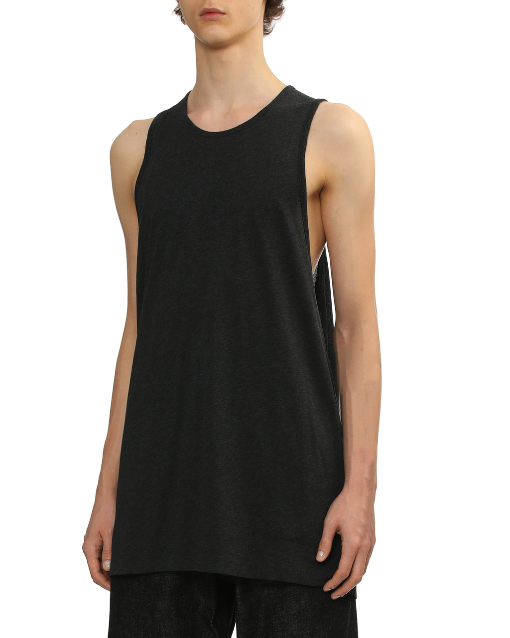 Sleeveless tee