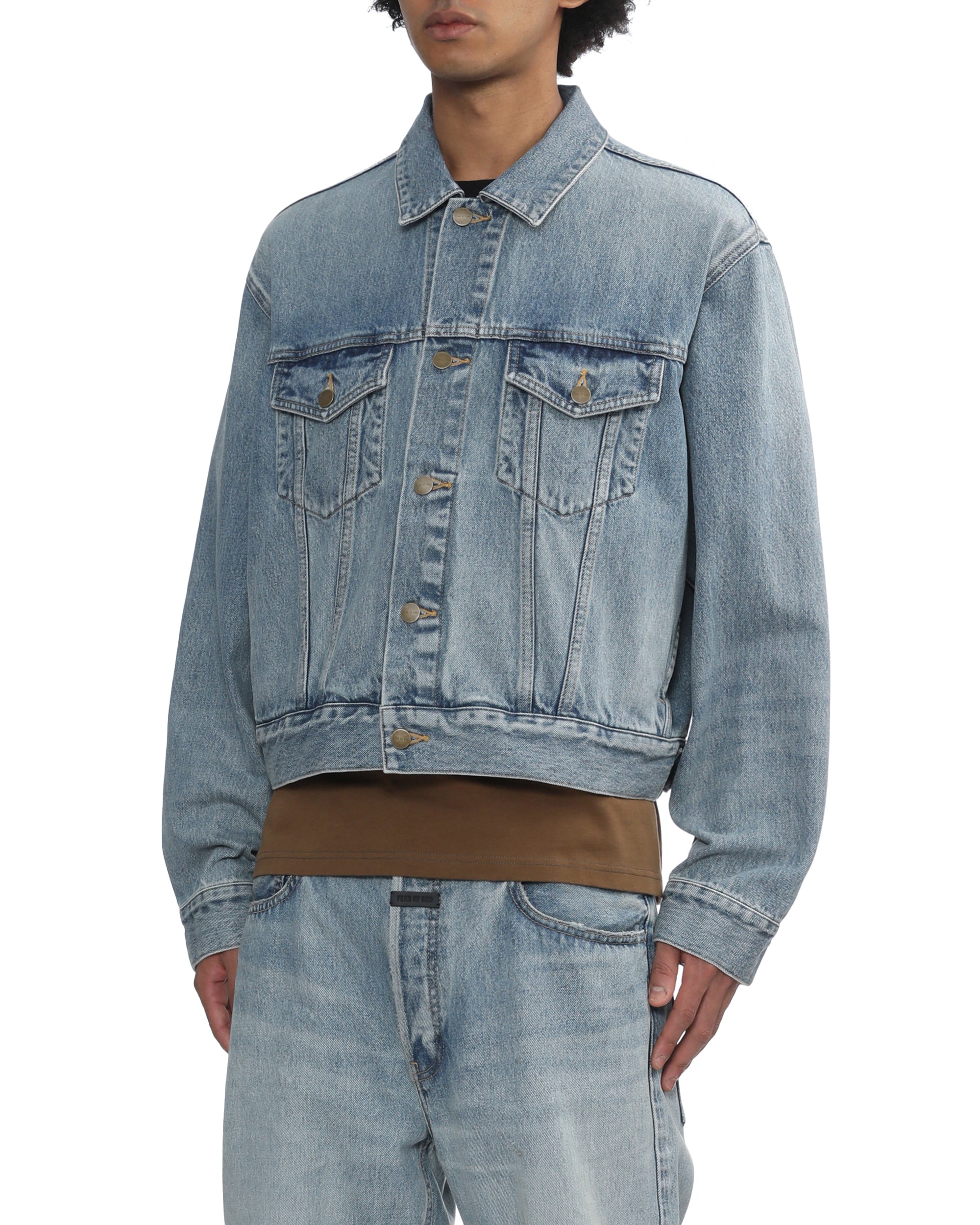Cropped denim jacket