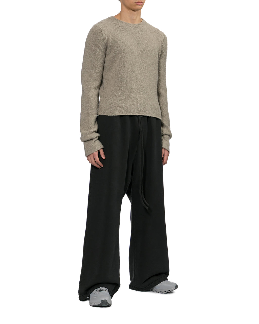 Wide-leg pants