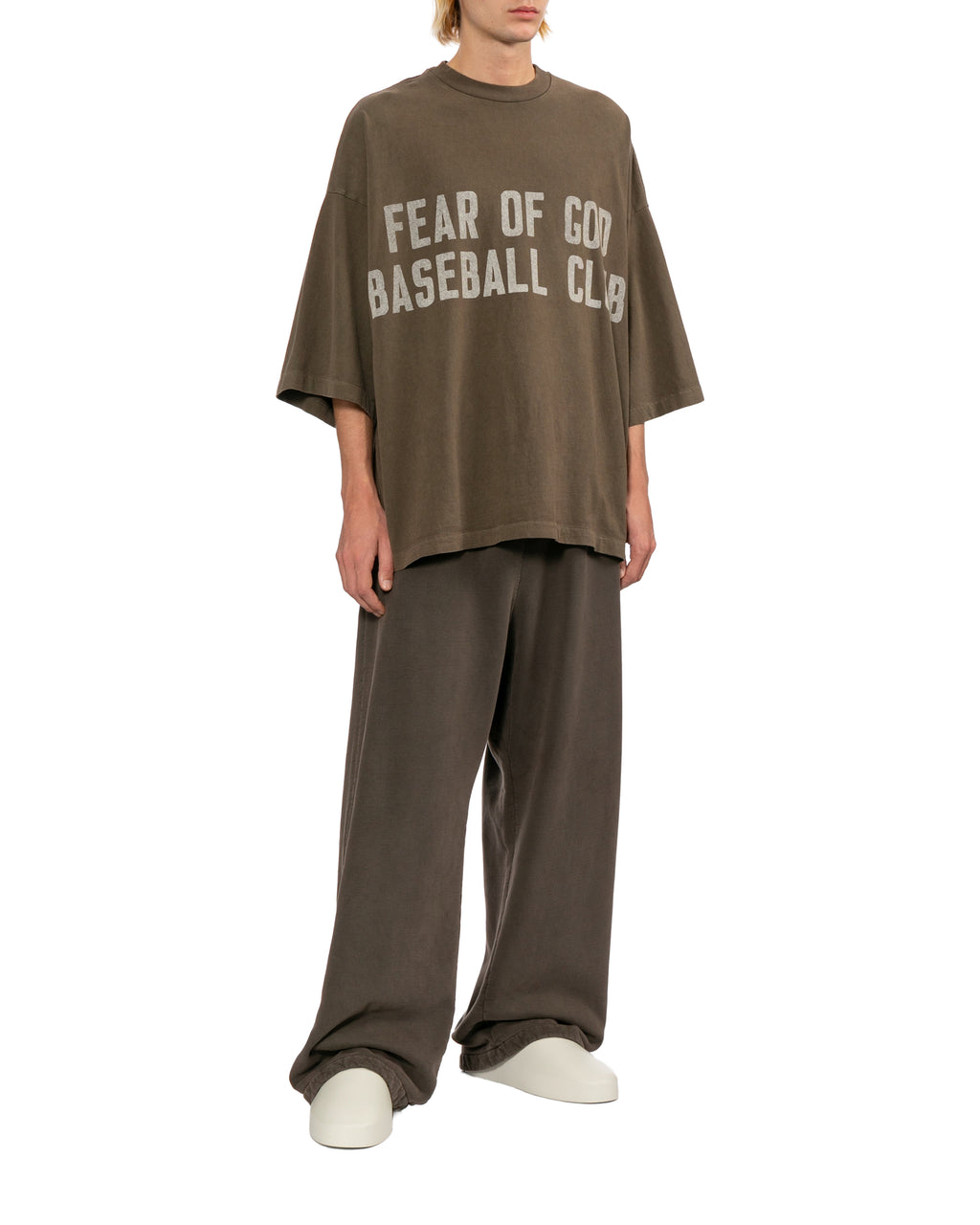 Wide-leg pants