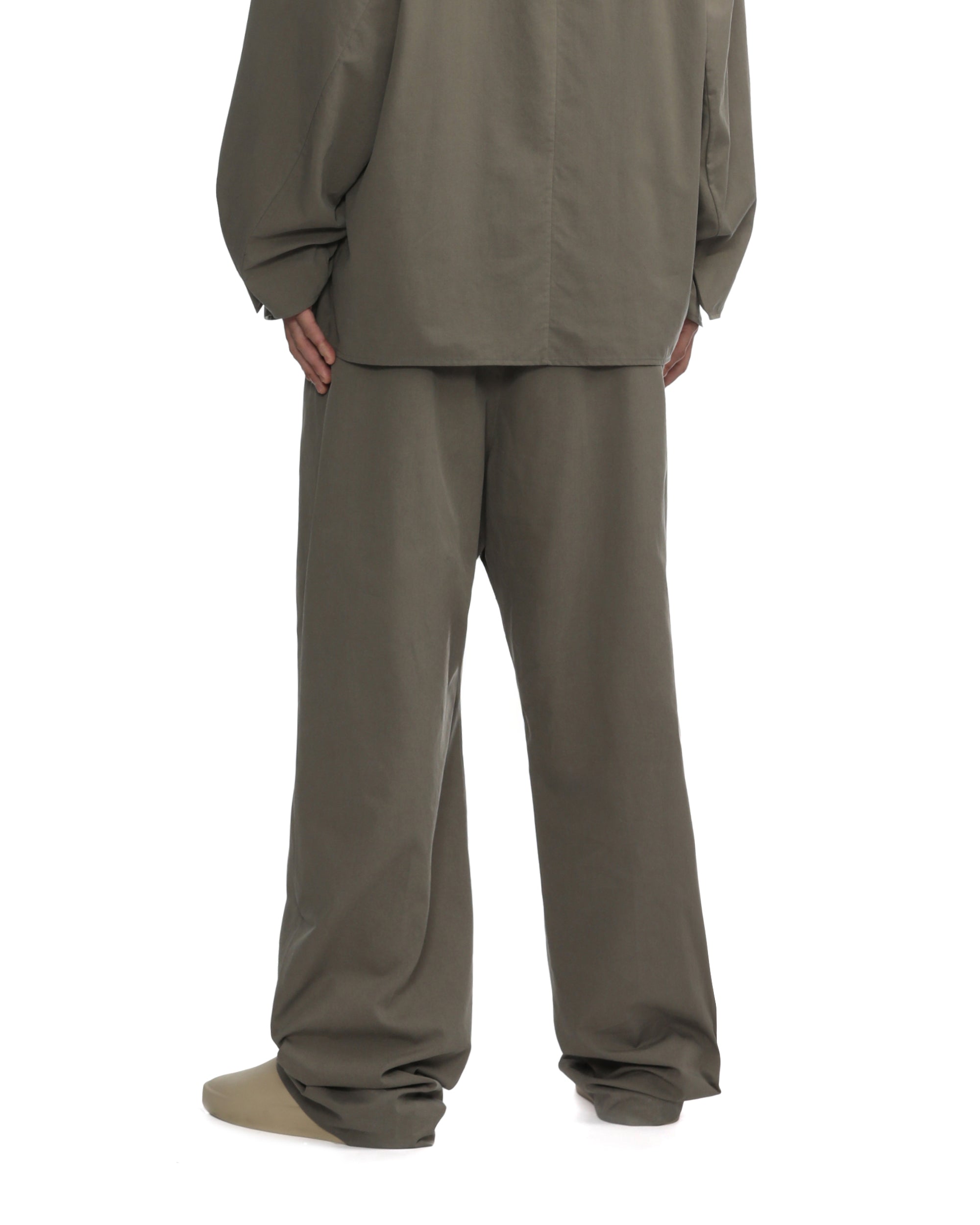 Straight pants