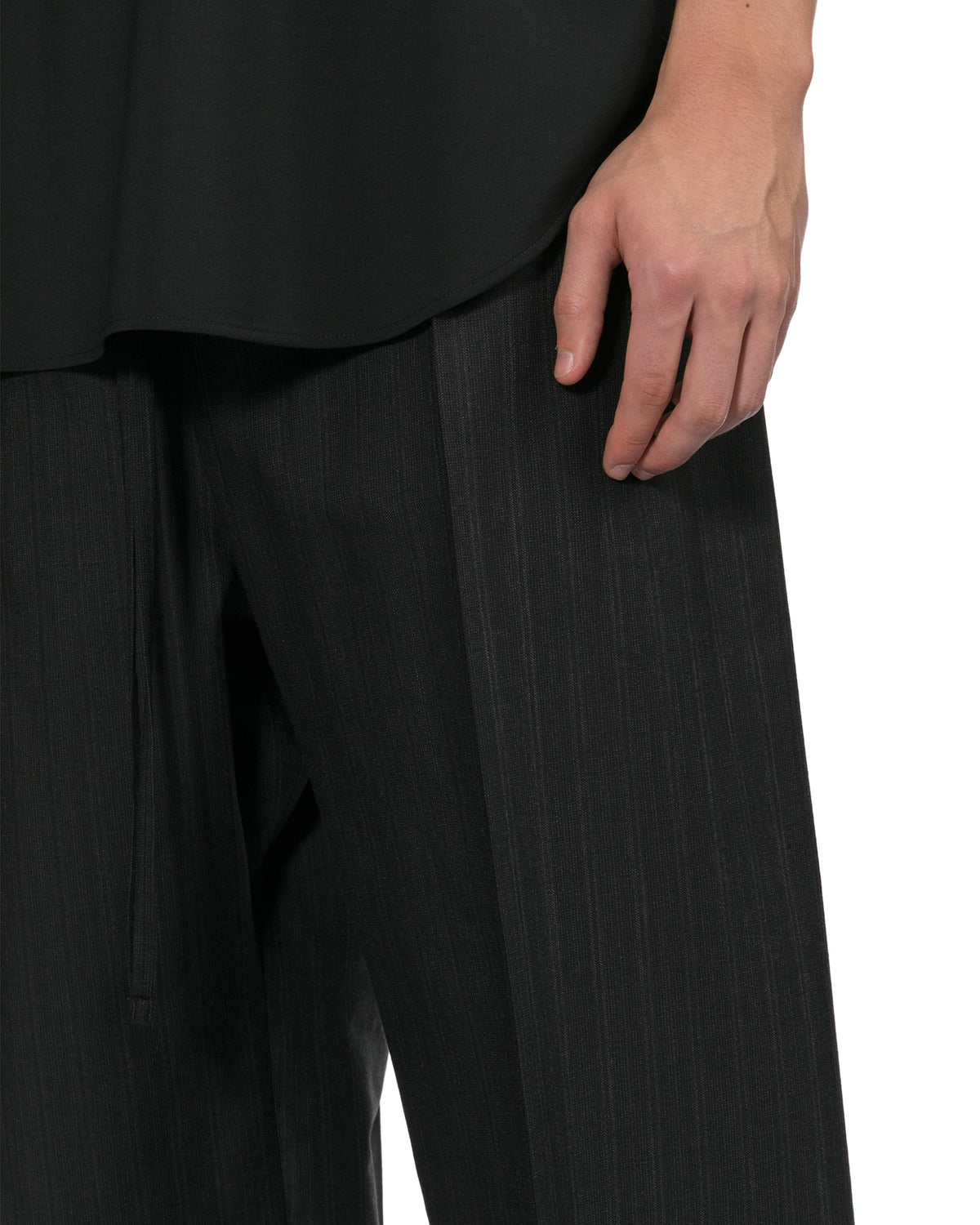 Wide-leg pants