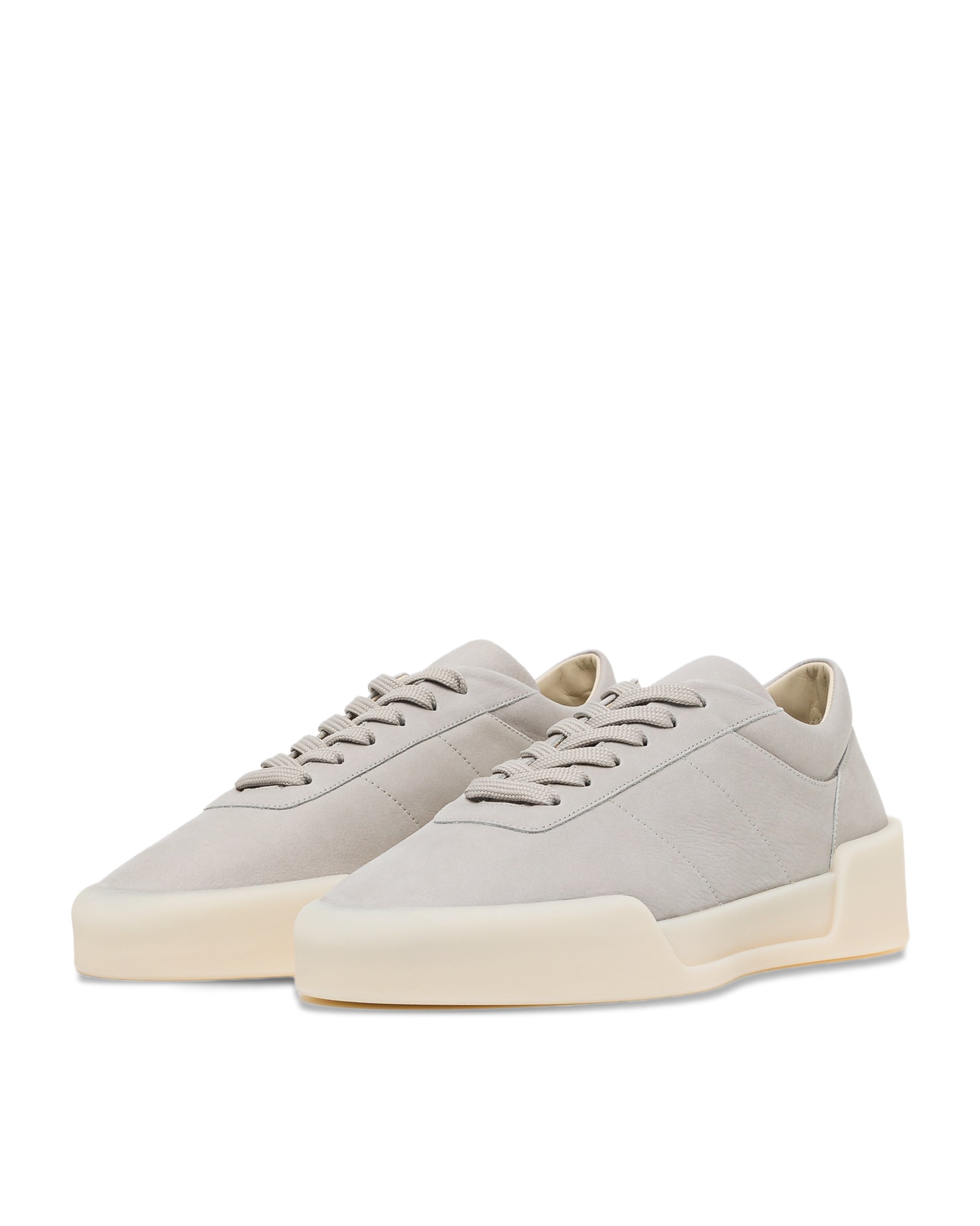 Aerobic low sneakers