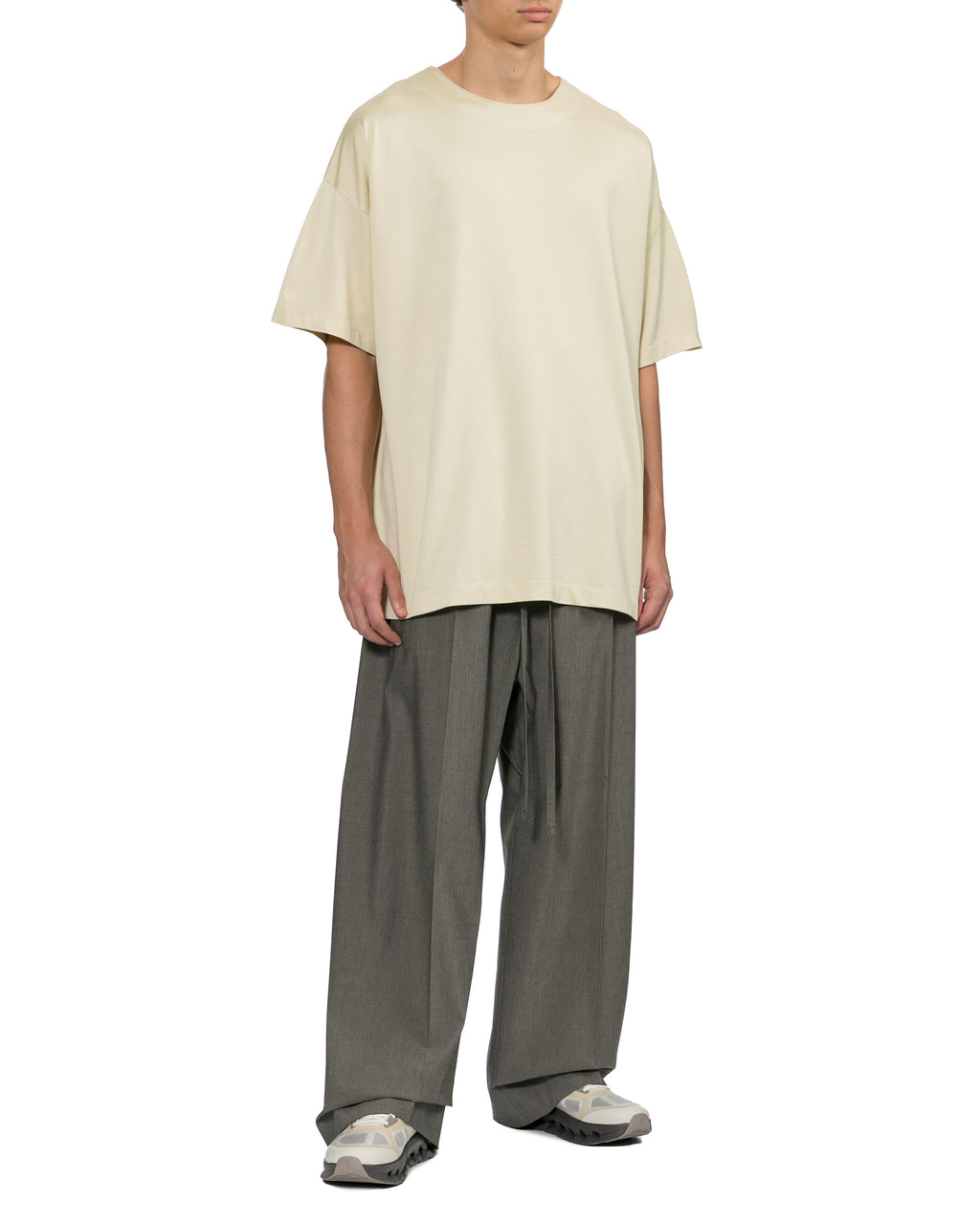 Oversized tee