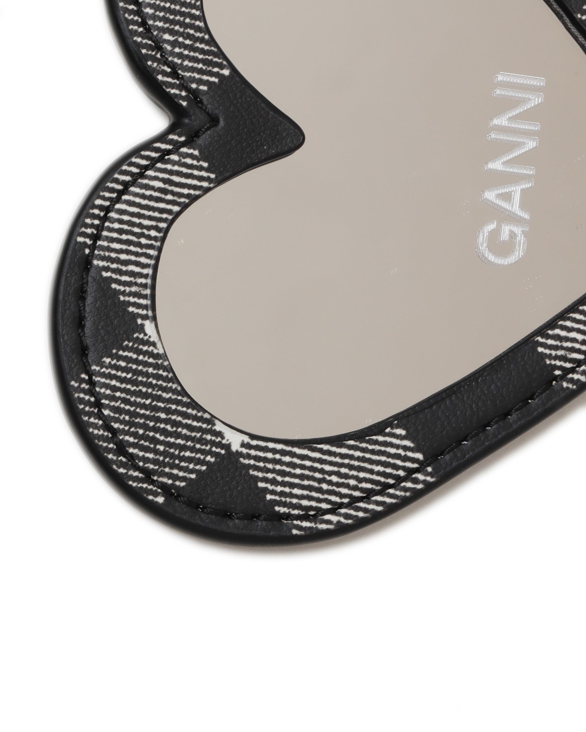 Bou heart mirror