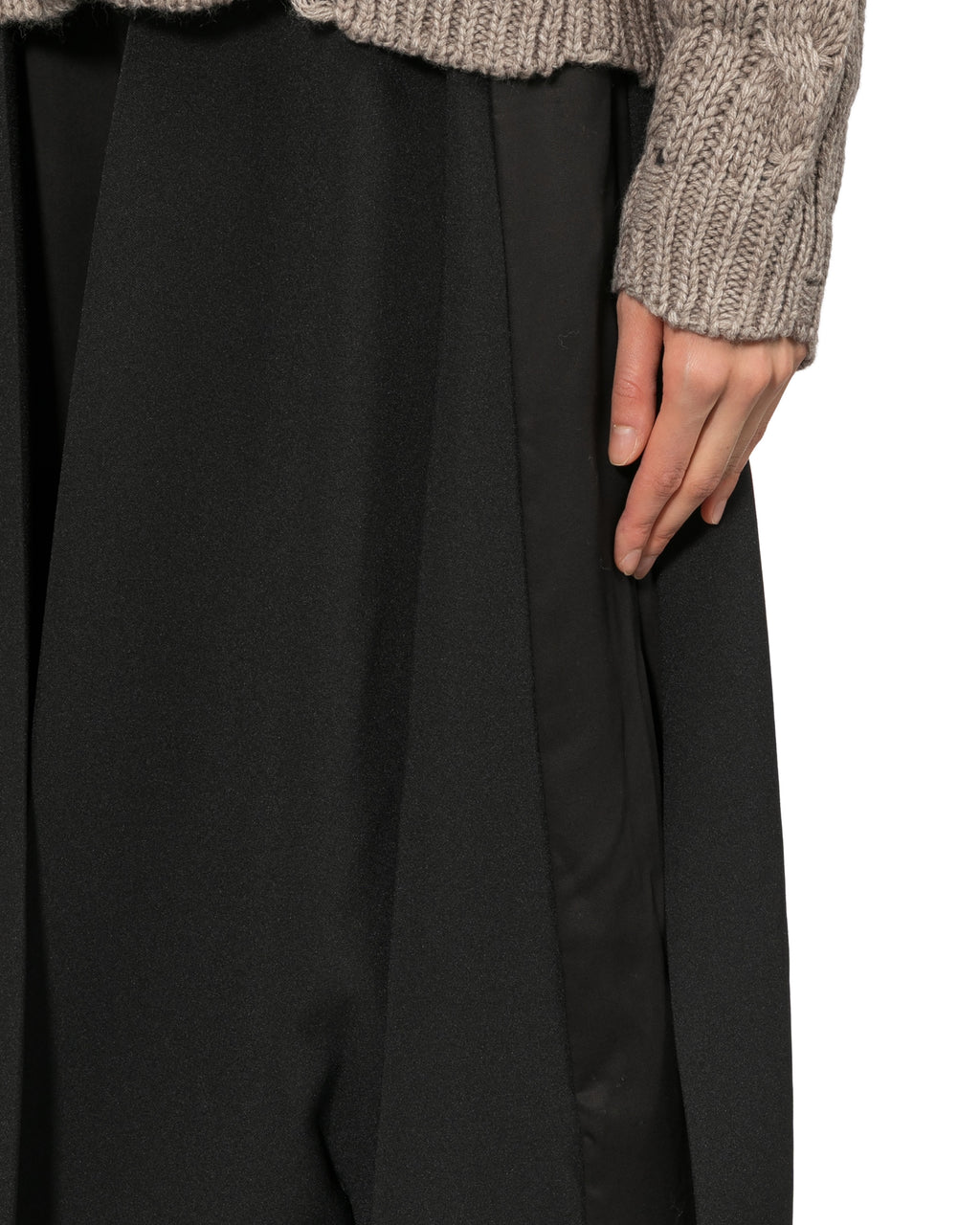 Pleated wide-leg cropped pants