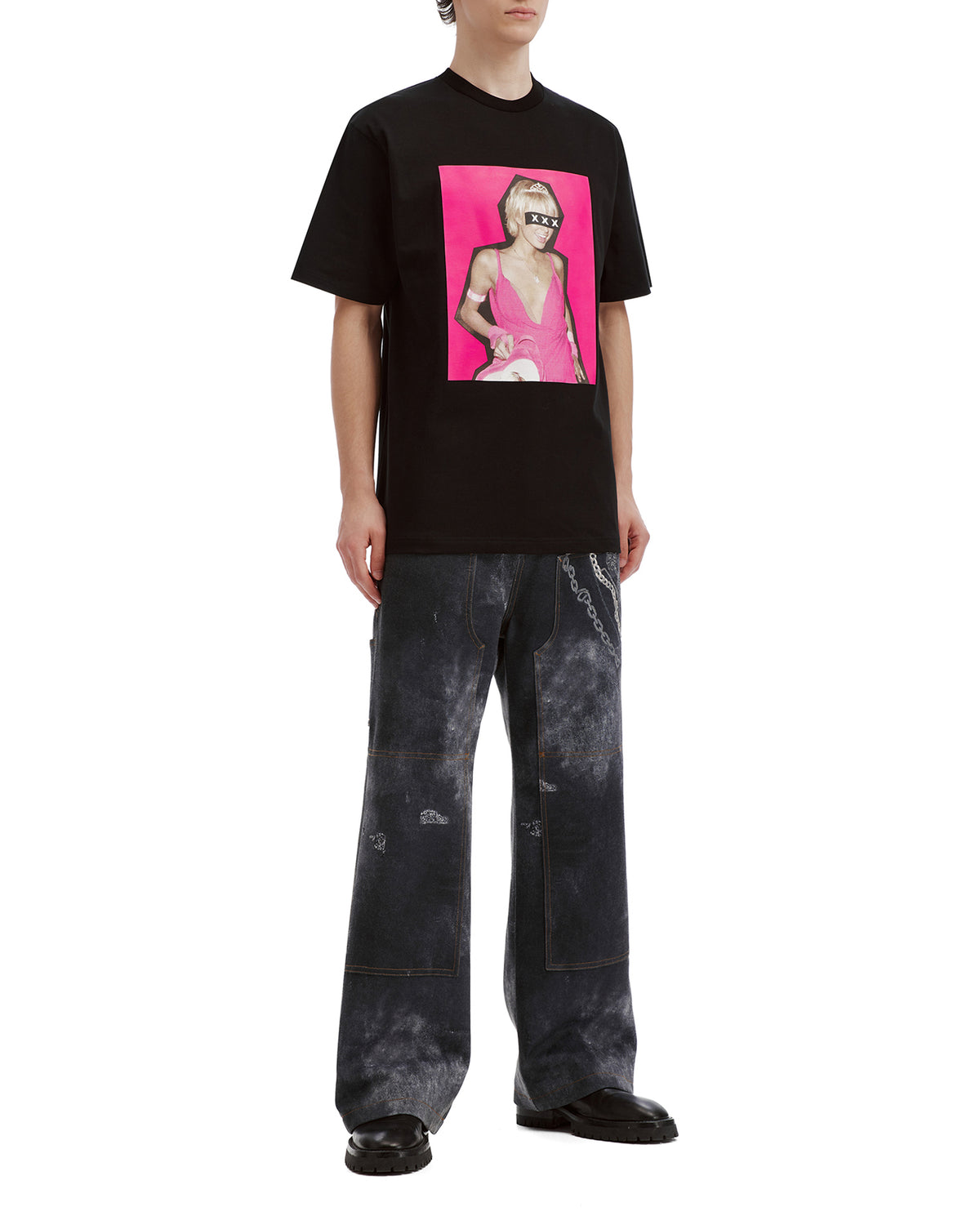 Graphic tee