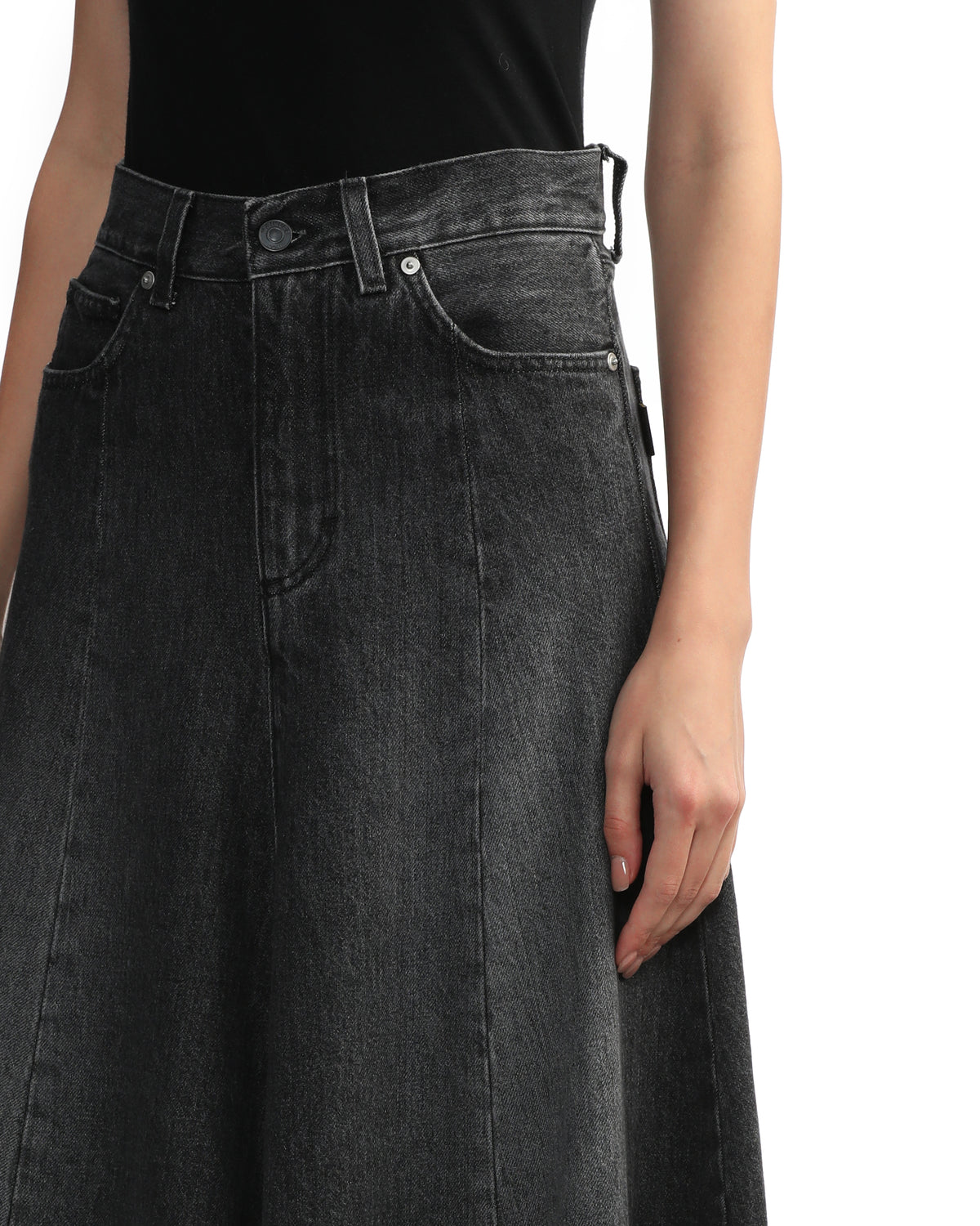Studs denim skirt