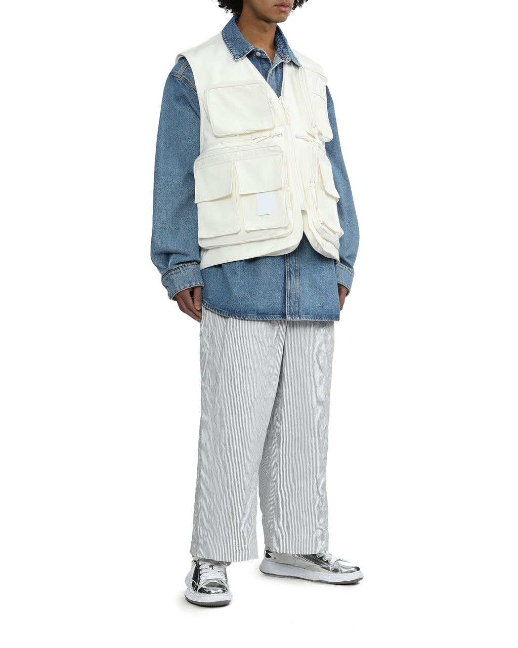 Multi-pocket v-neck vest