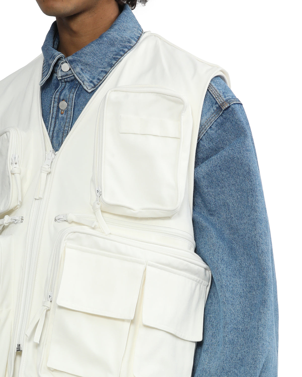 Multi-pocket v-neck vest