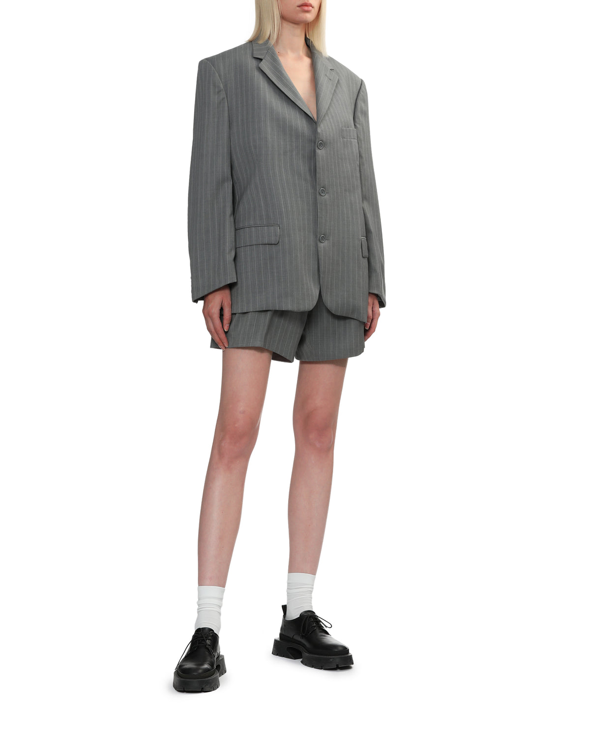 Stripe shorts suit