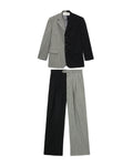 Contrasted suit