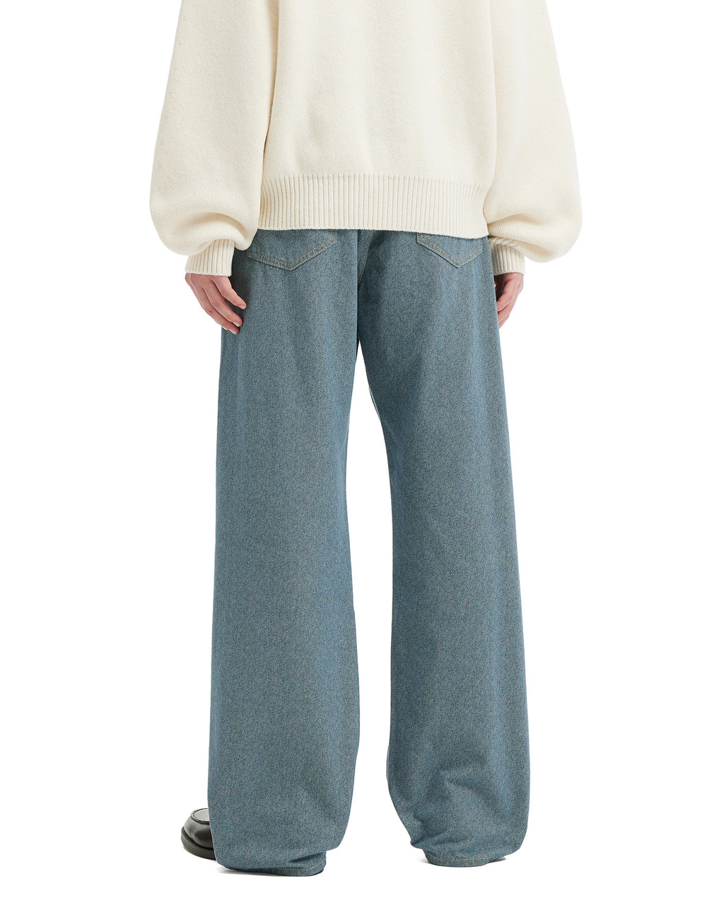 Straight-leg jeans