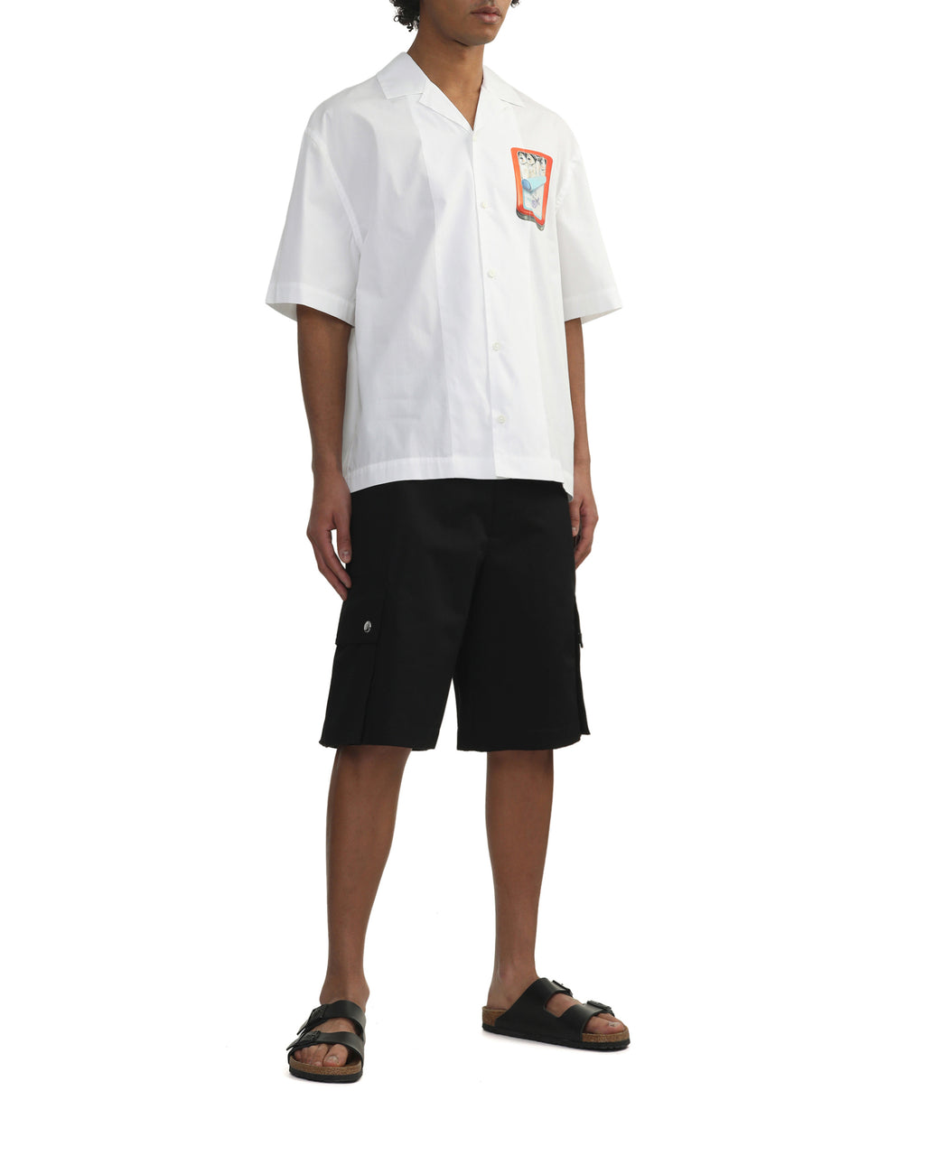 The cargo bermuda shorts