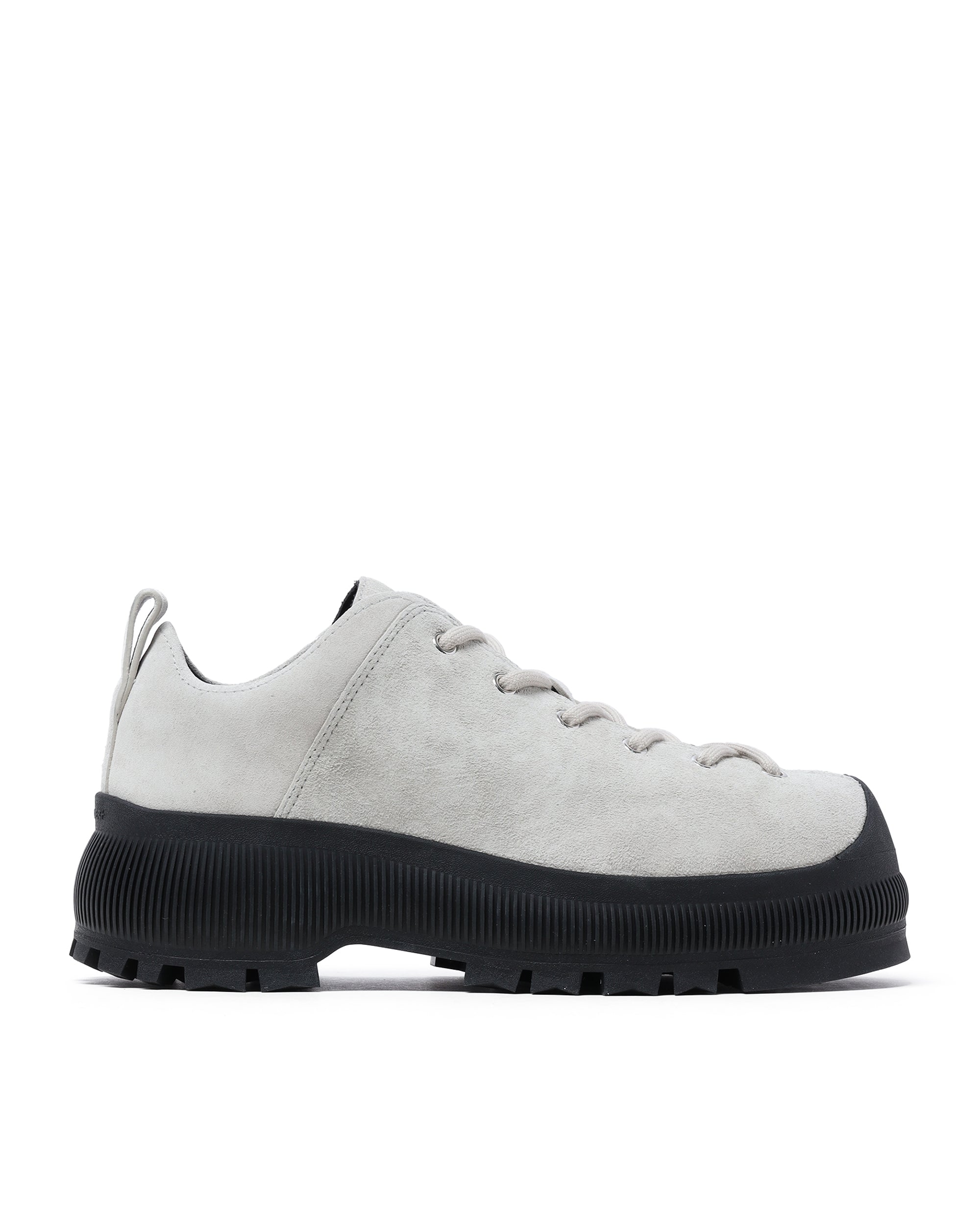 Low top suede sneakers
