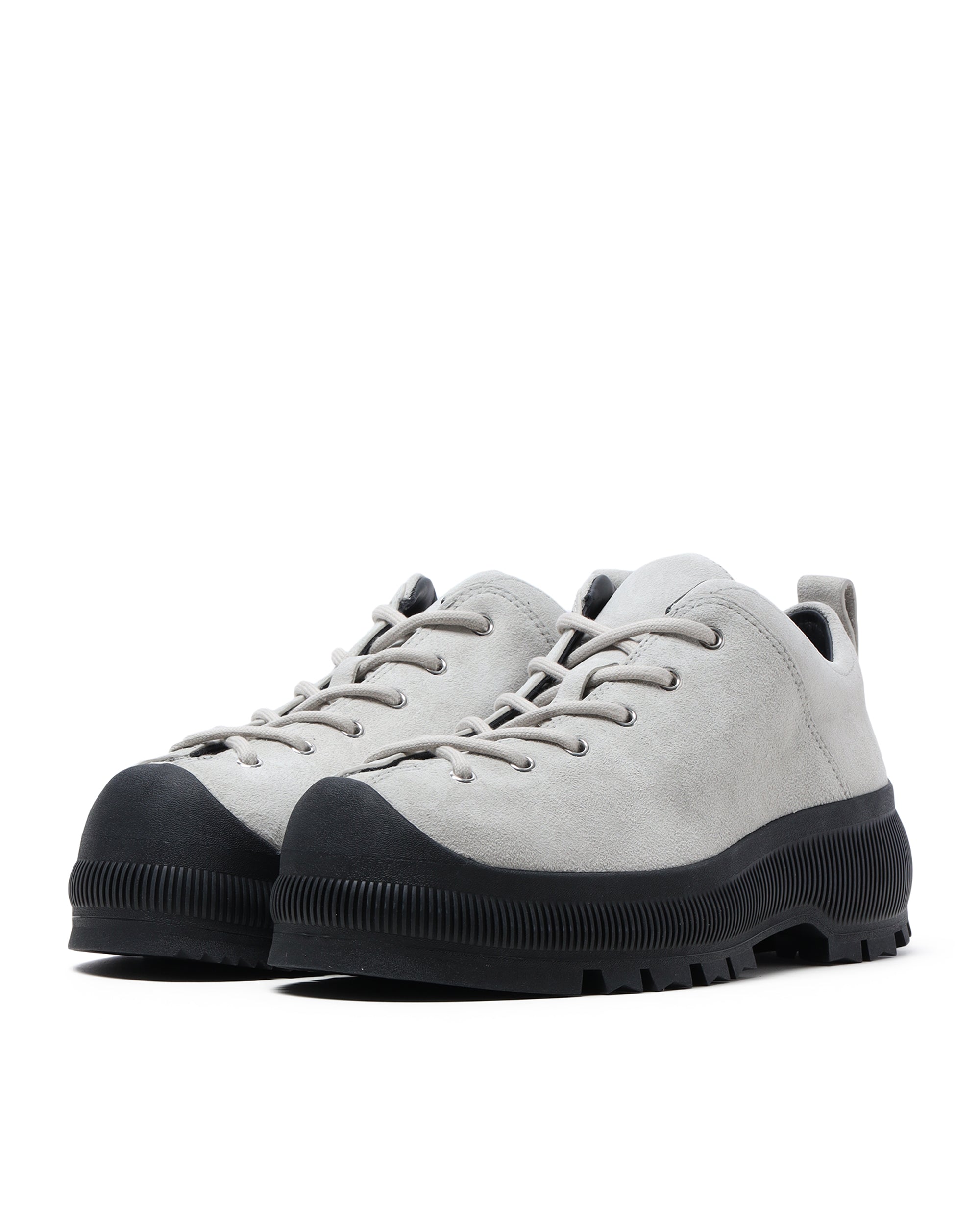 Low top suede sneakers