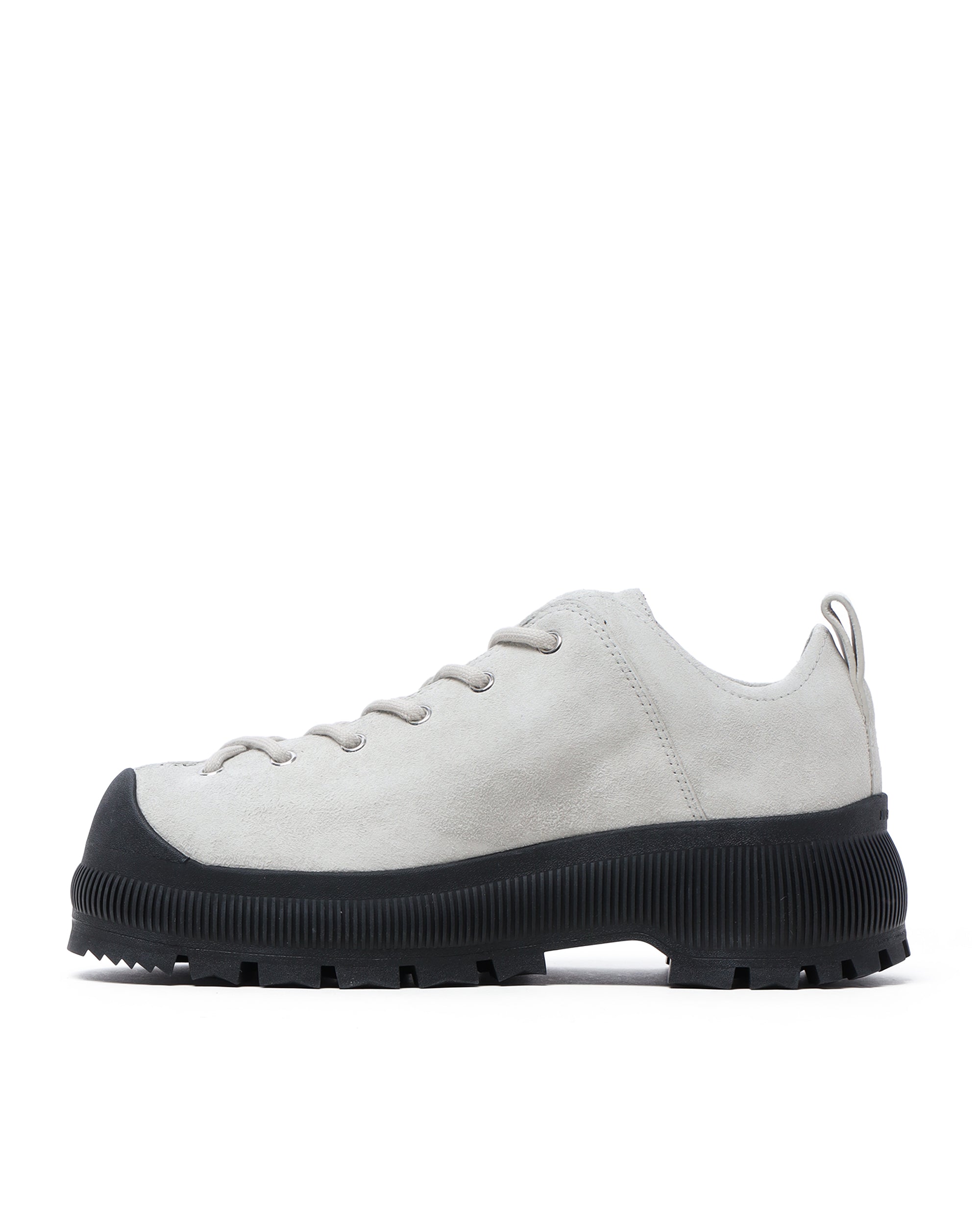 Low top suede sneakers