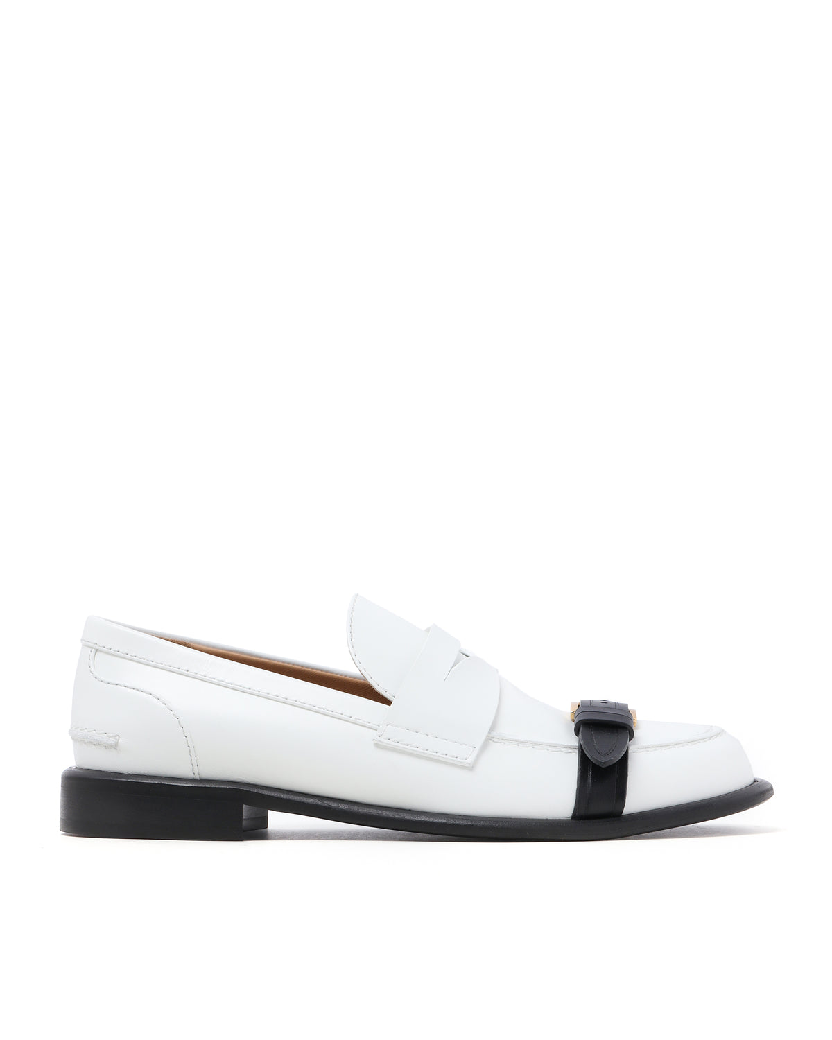 Animated mocassins