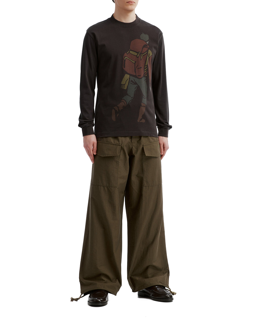 Wide-leg cargo pants